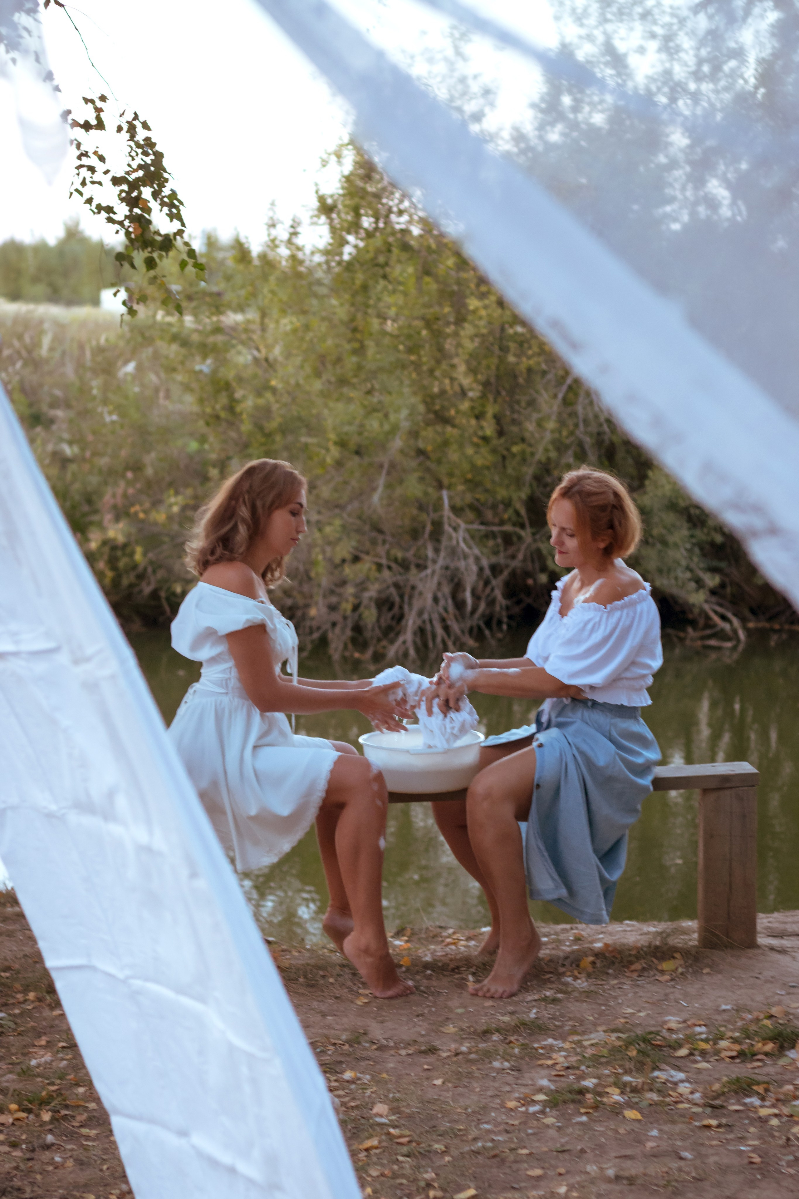 Большая стирка. Анна и Елена. Фотограф Мария Винницкая