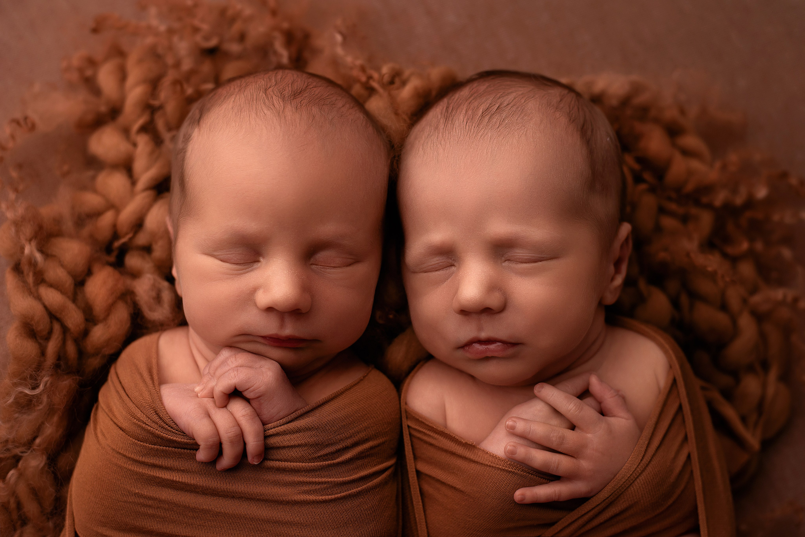 Новорождённые двойняшки/близняшки. Детский фотограф новорождённых в Минске Боровик Екатерина