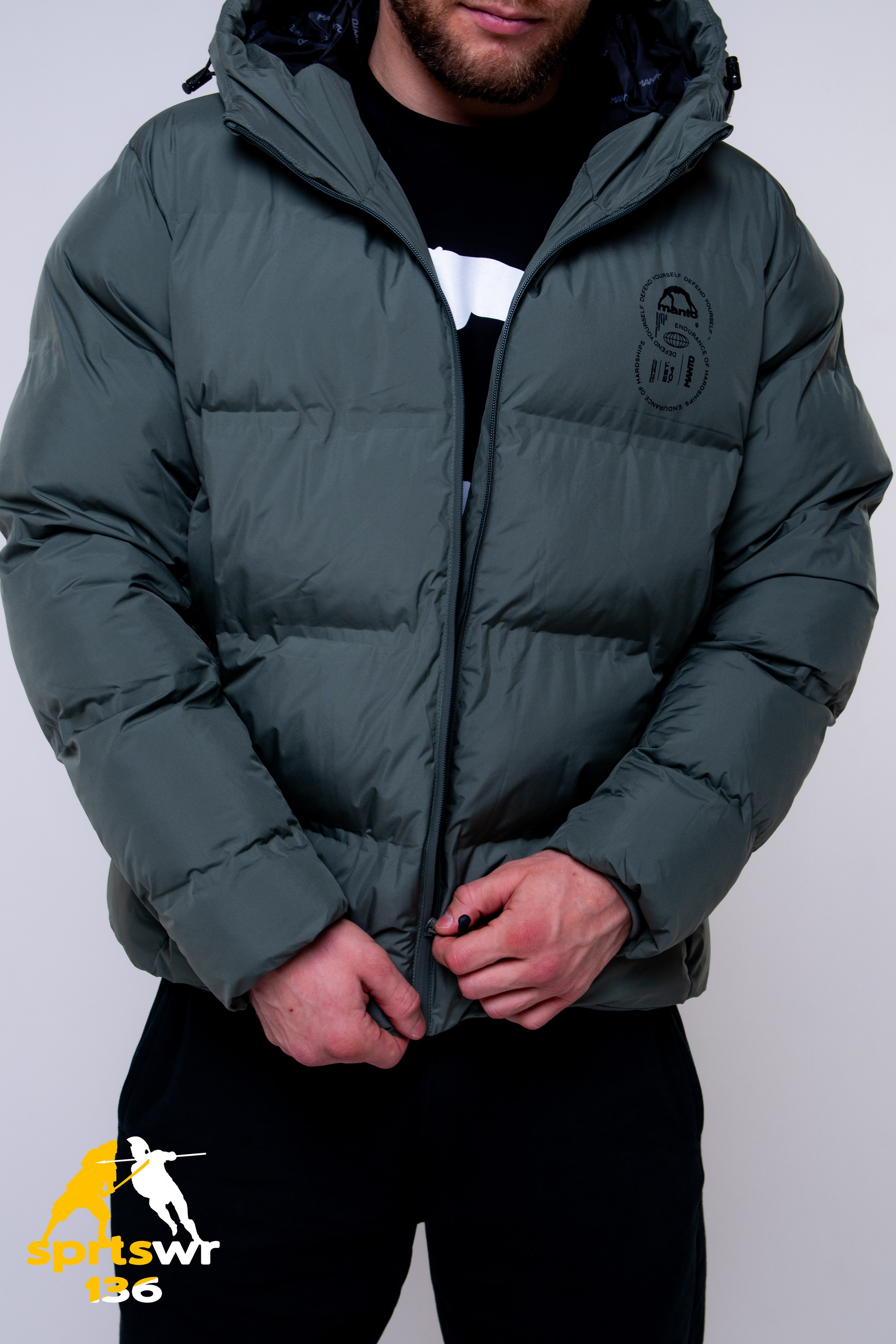 Одежда для мужчин. Профессиональная фотостудия в Санкт-Петербурге «Точка»