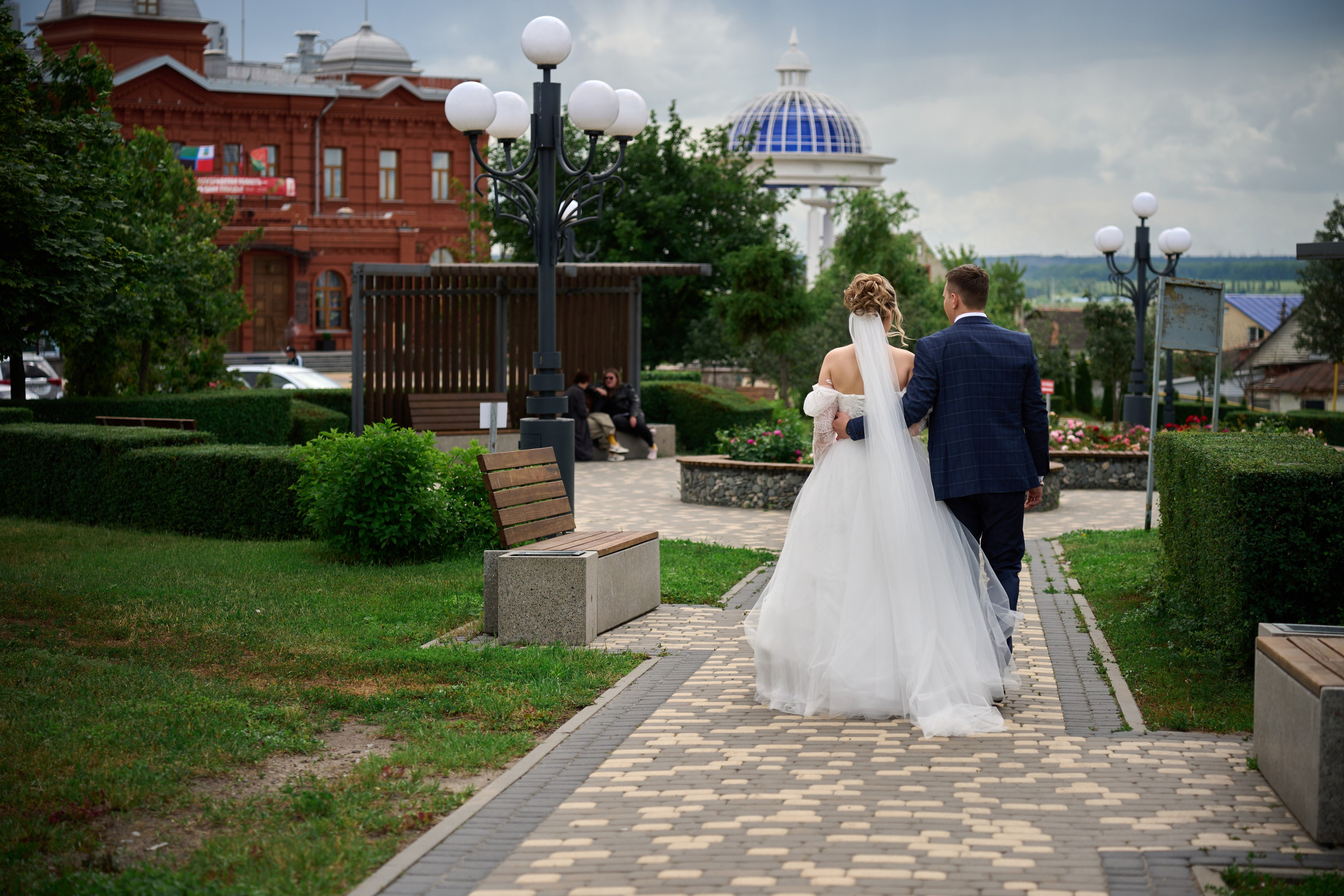 Свадебная фотосессия в Старом Осколе и Губкине. Профессиональный фотограф Старый Оскол, Губкин — свадьба, венчание, крещение, юбилей и день рождения