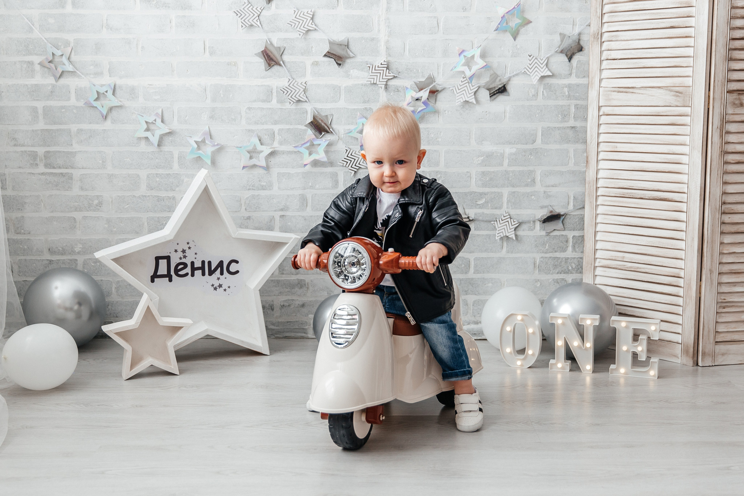 Мотоцикл. Детский фотограф, выпускные альбомы в Нижнем Новгороде Бодягина Мария
