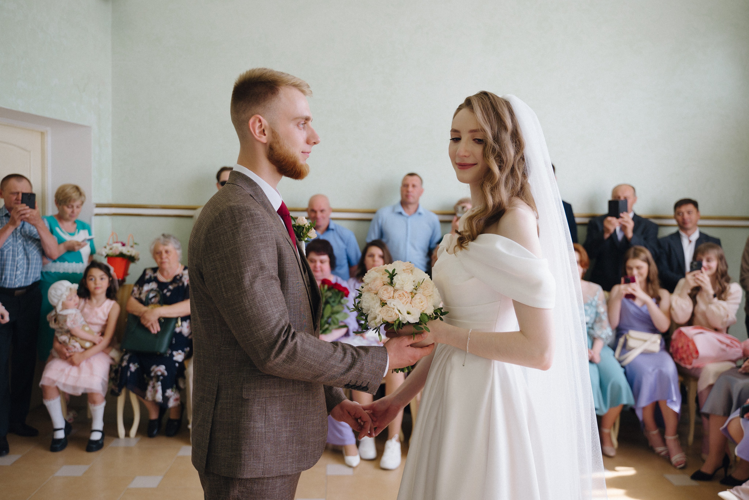 Елена и Артём. Репортажный и свадебный фотограф в Сургуте