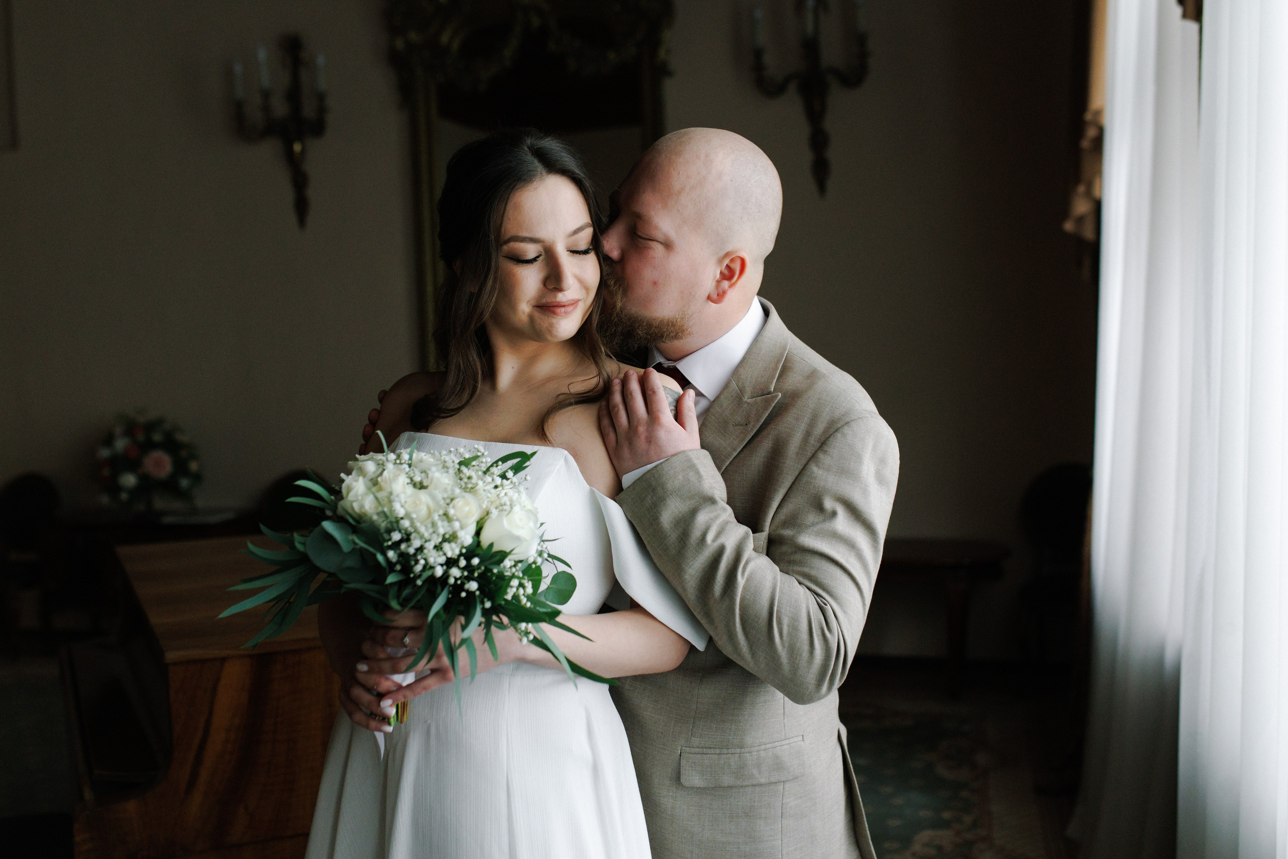 Два образа на этих снимках. Свадебный фотограф СПБ