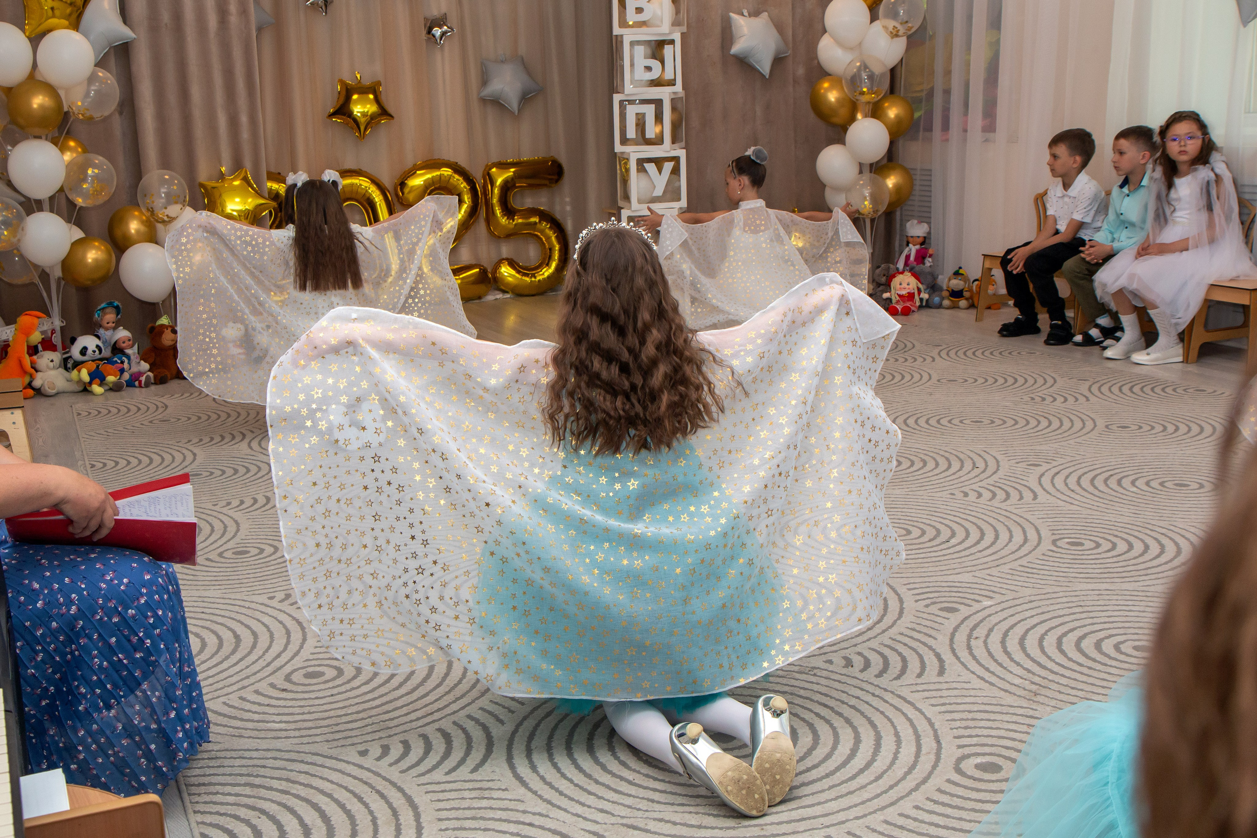 Впускной вечер в ДС «Солнышко» — 2025 г. Фотограф в Шелехове, лучшие выпускные альбомы в Шелехове