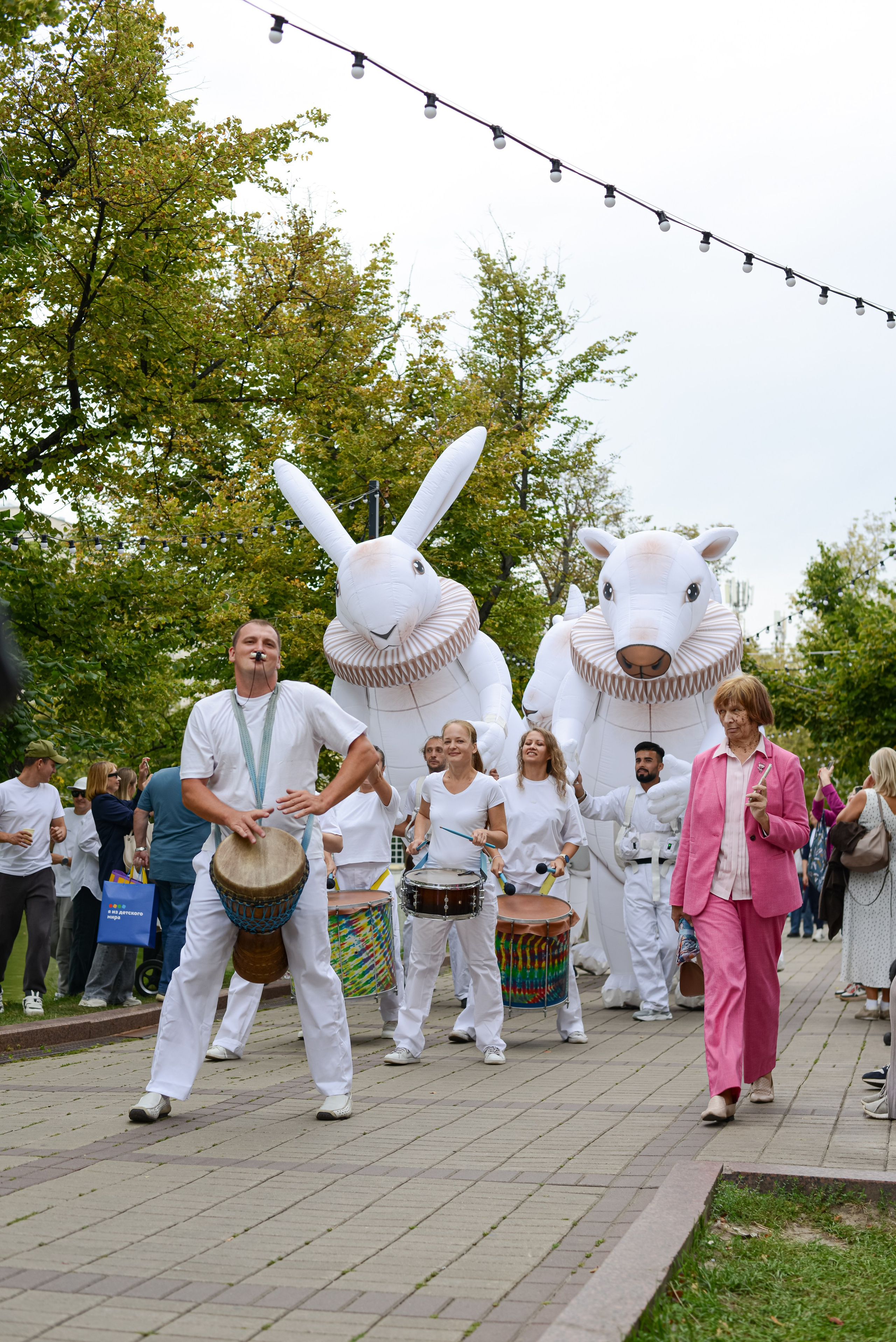 Барабанщики и зайчики. Rystemys Picture