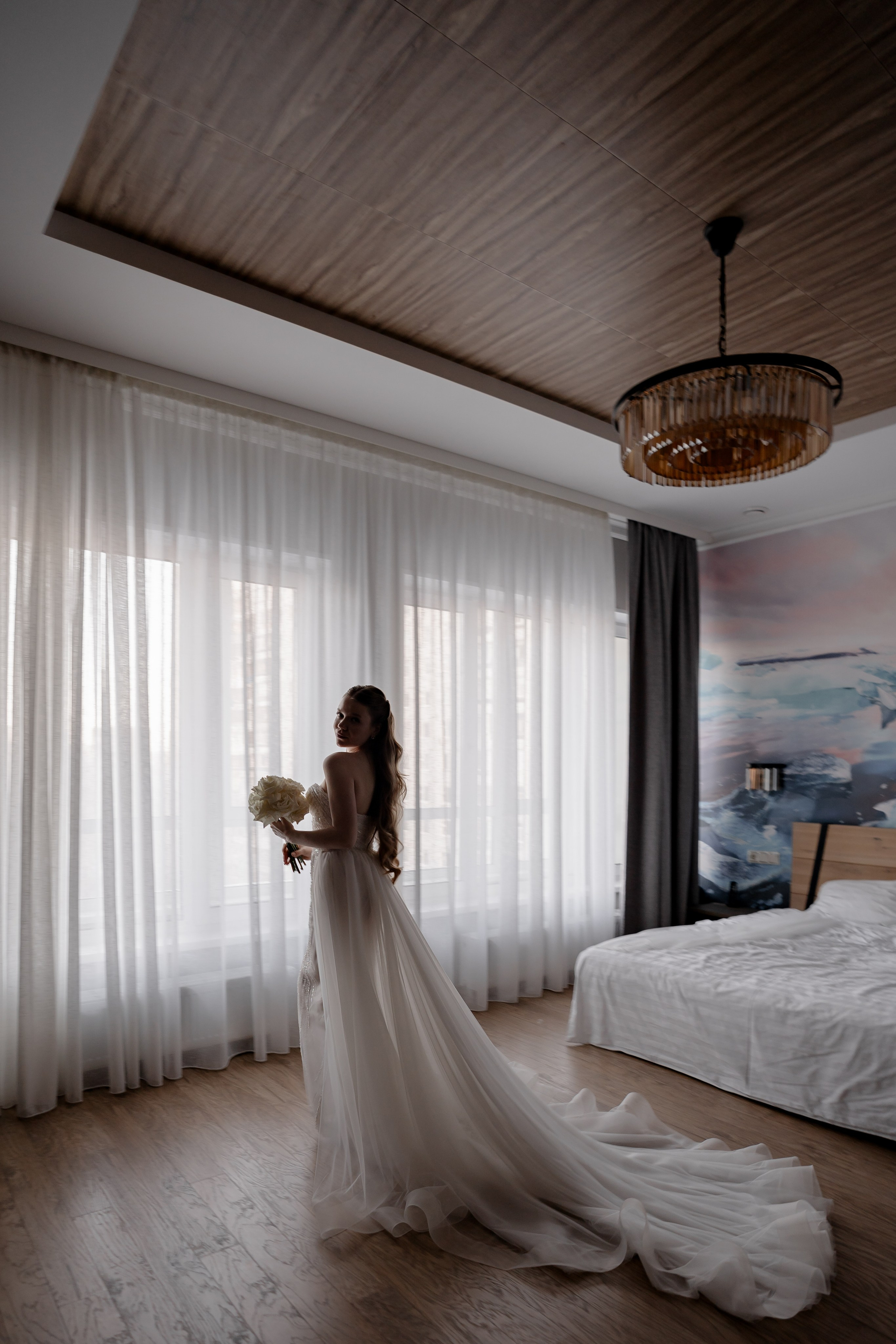 СВАДЕБНАЯ СЬЕМКА СБОРОВ В ОТЕЛЕ И ВЫЕЗД НА ЦЕРЕМОНИЮ (СНЯТО В СИБИРЕ В НИЖНЕВАРТОВСКЕ)М. Профессиональный фотограф, Санкт-Петербург — Виктория Богомолова