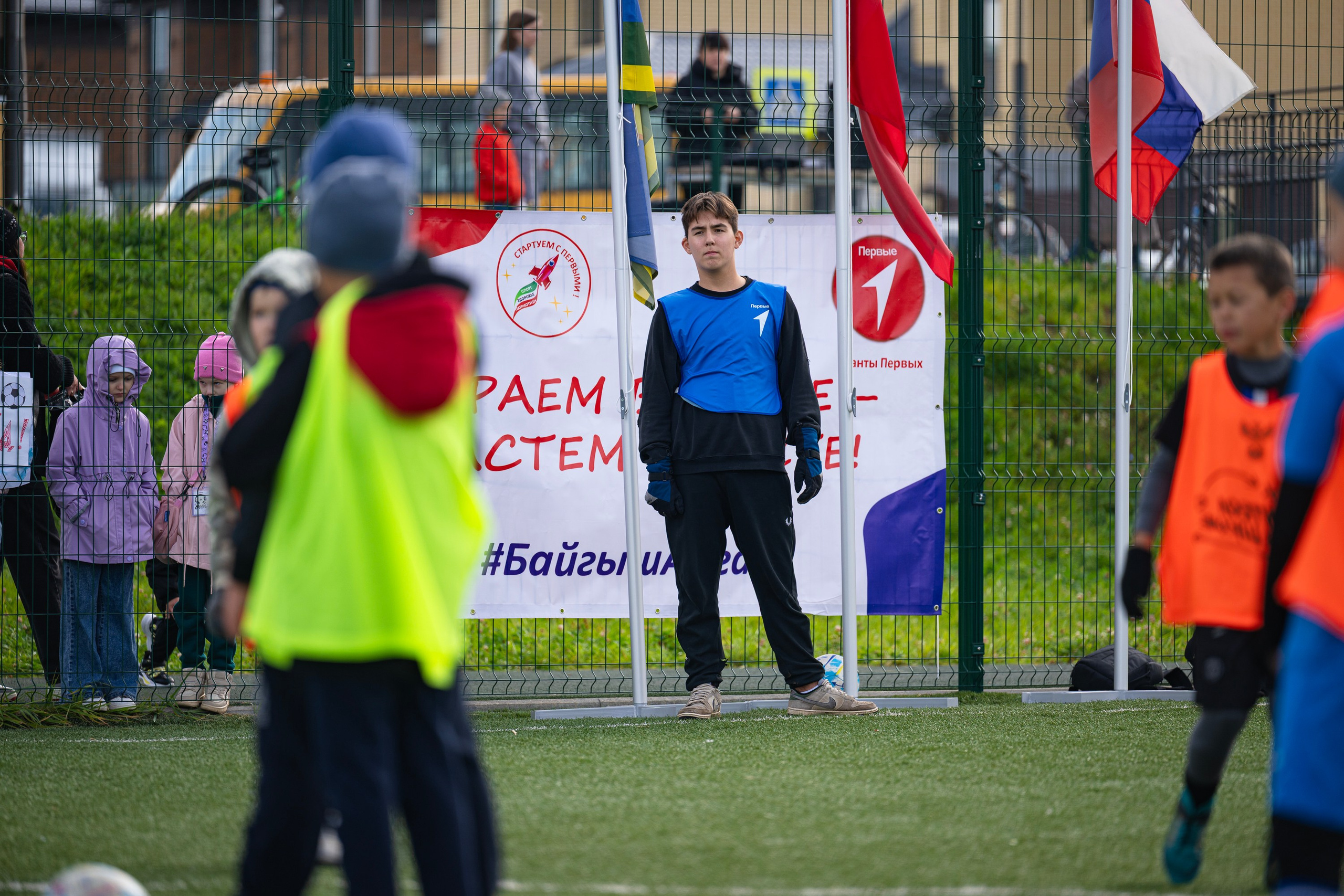 Детский футбол. Республика Татарстан, Высокогорский район, с. Высокая Гора. Свадебный фотограф в Казани, и Зеленодольске Радик Мухаметов
