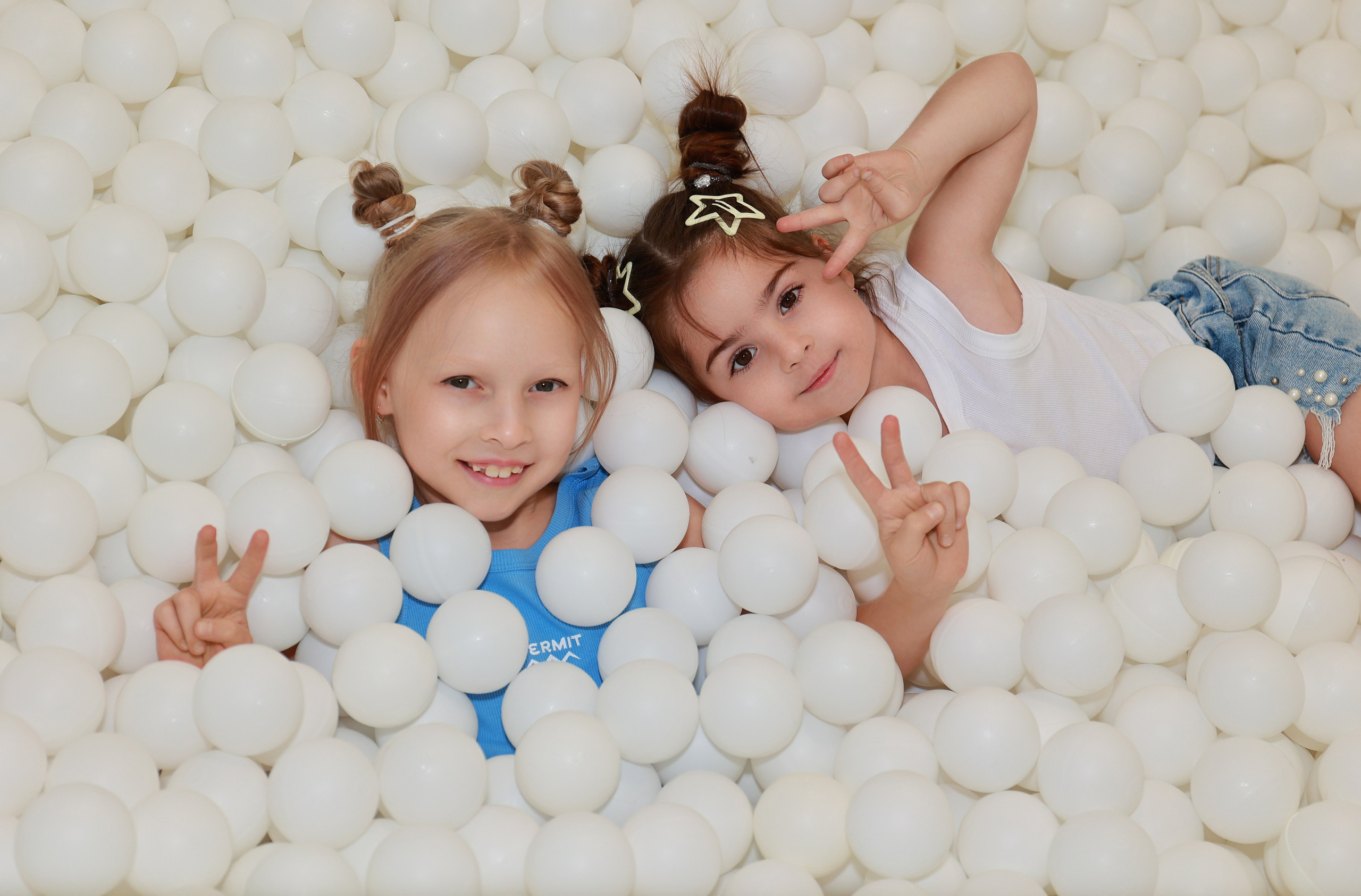 Сухой бассейн «Облака». Детский семейный фотограф Краснодар