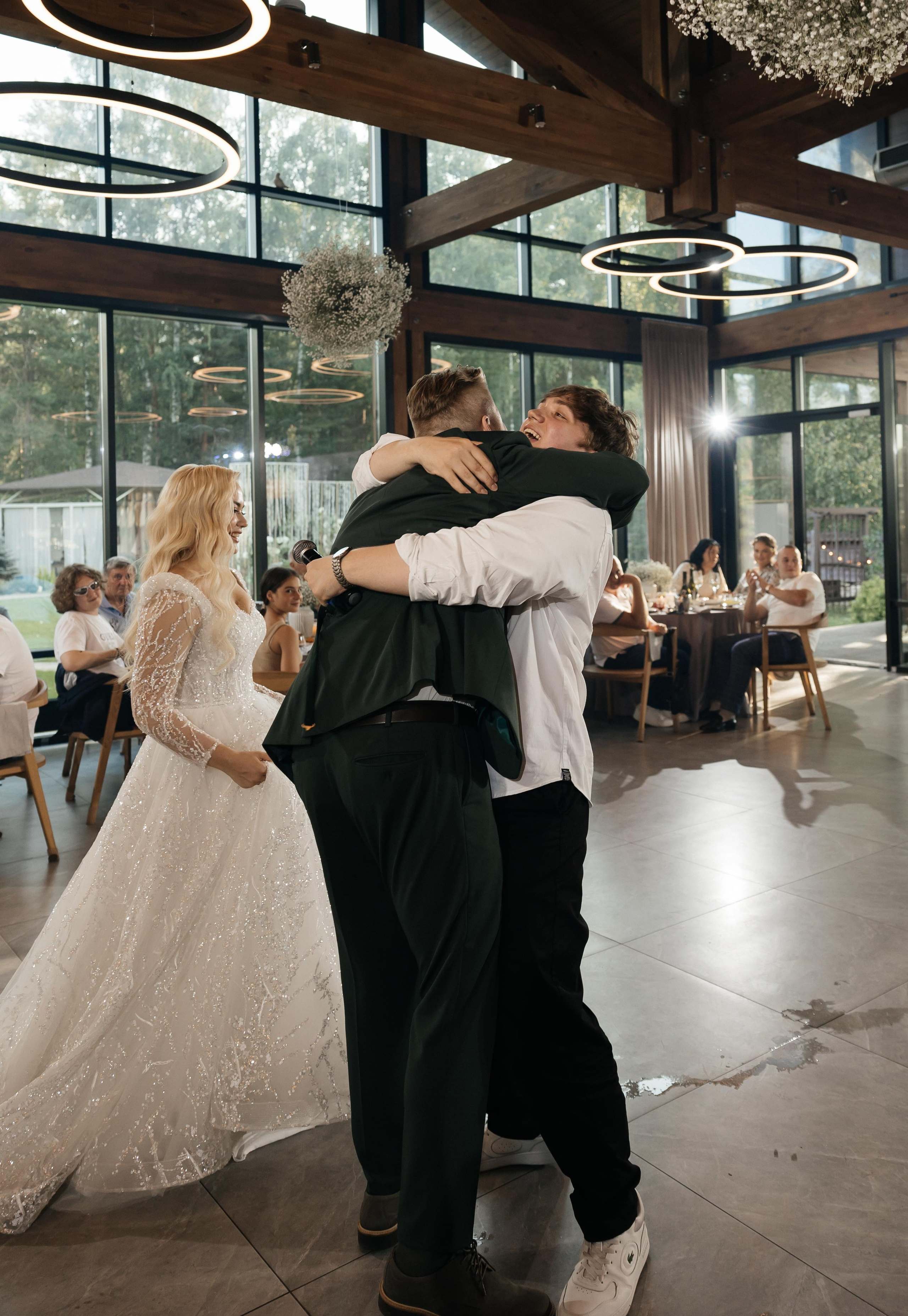 Свадебная история Тани и Саввы. Взлетаем. Свадебный и семейный фотограф Рассказова Виктория