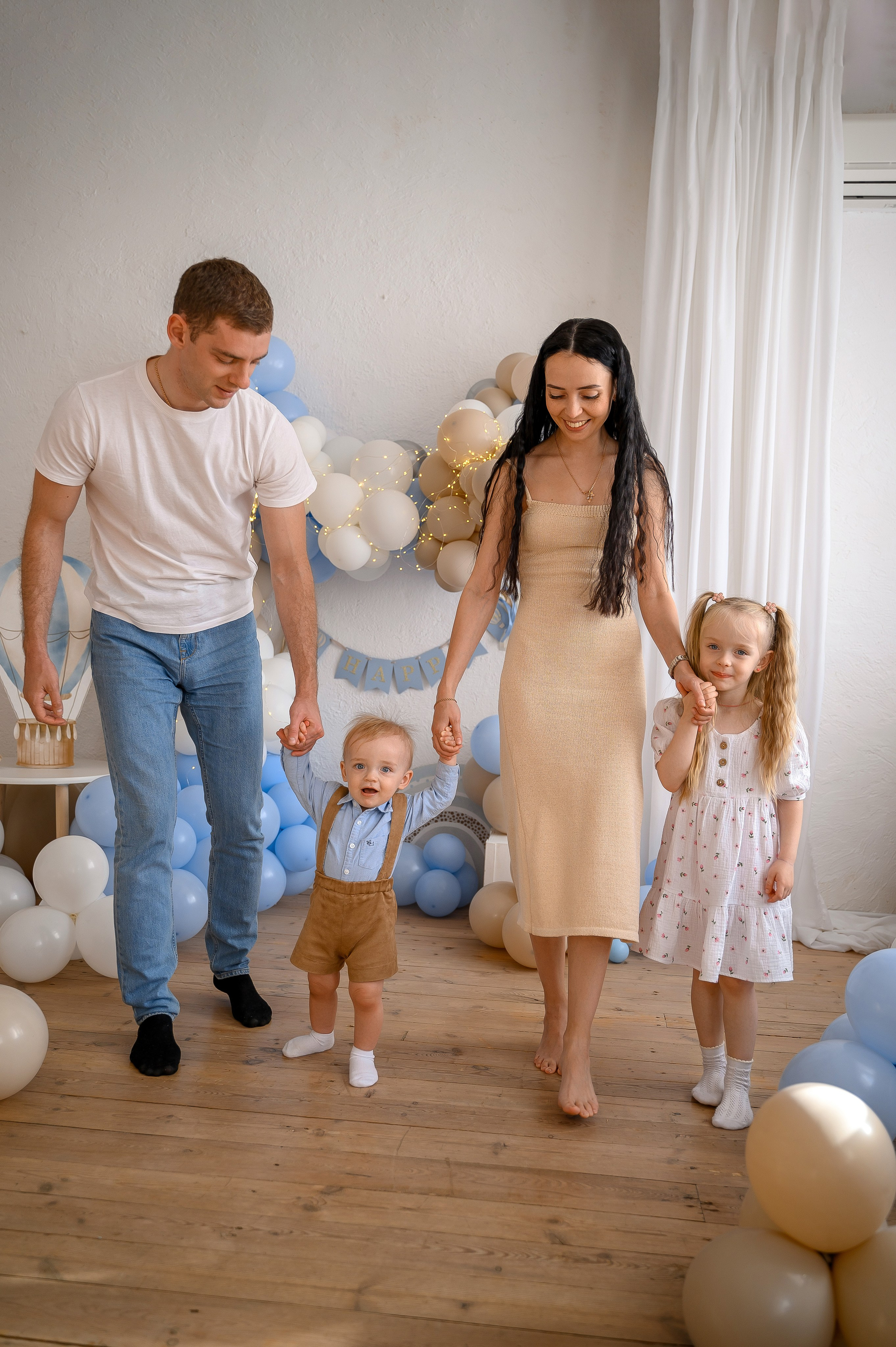 Годовасики)). Фотограф Каменск-Уральский Алена Обвинцева (фото новорожденных, в ожид