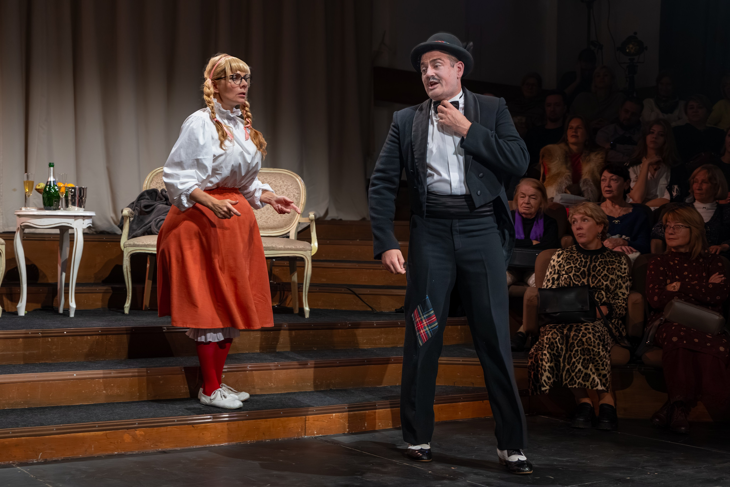 Театр Сфера: Гнездо перелётных птиц (100-й спекталь). Сайт фотографа Сергея Абрамова