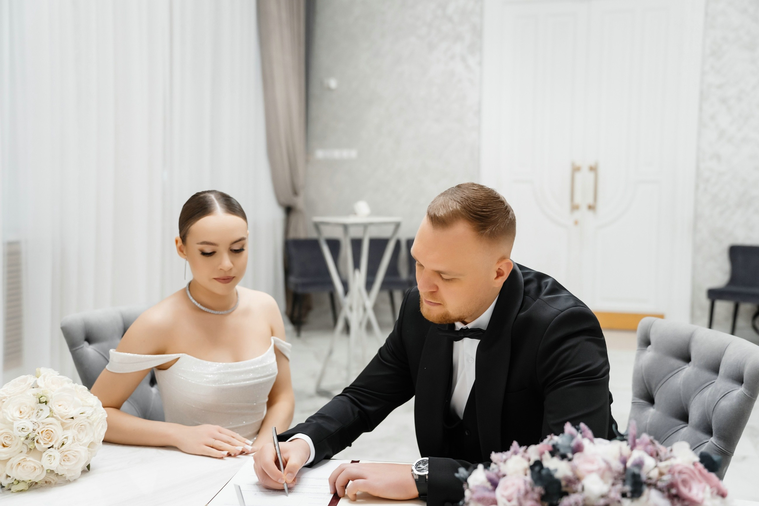 Свадебная фотосессия в парке Архангельское. Свадебный и семейный фотограф в Москве Светлана Зоткина