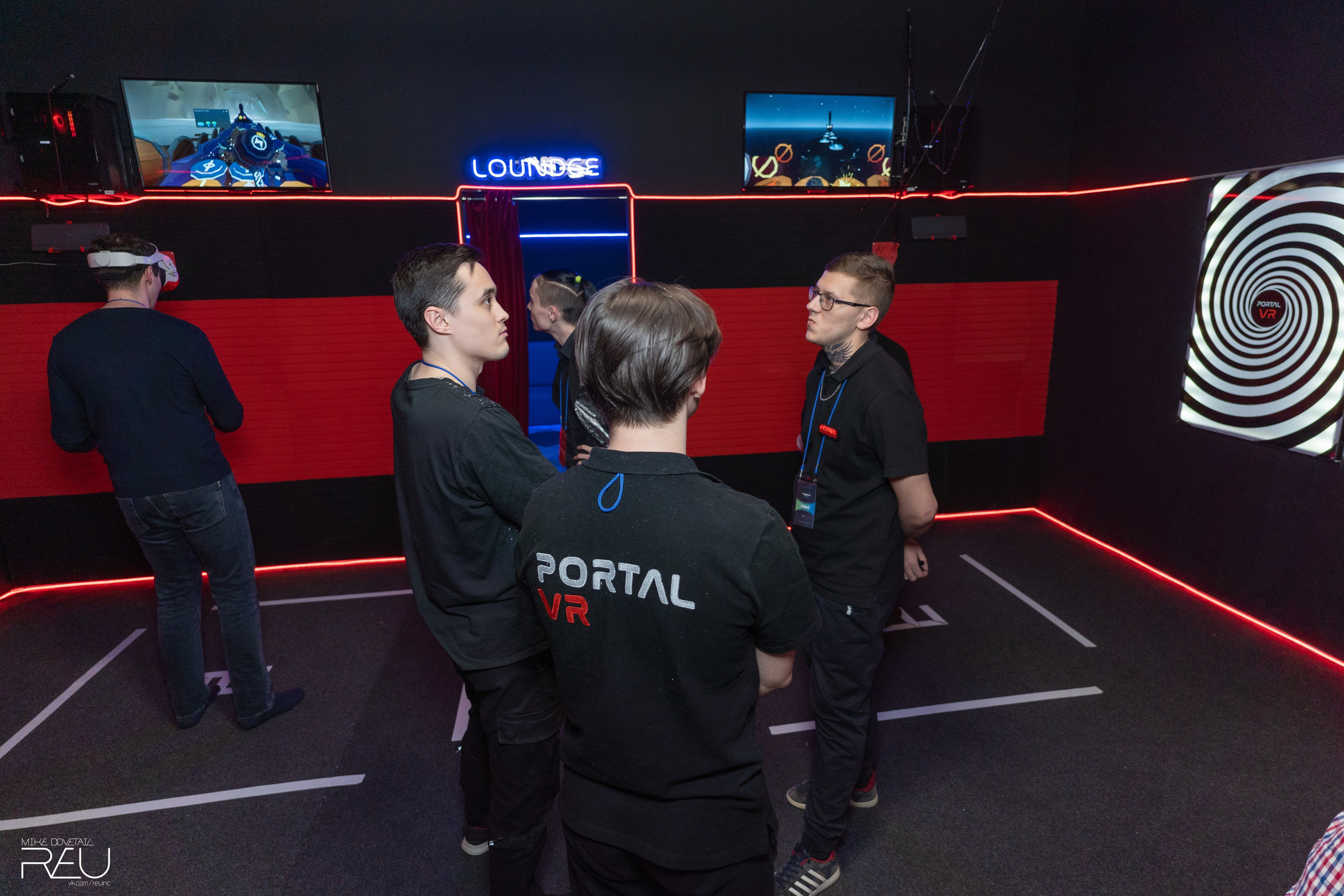 ТУРНИР ПО VR. Mike Dovetail | Портретный и репортажный фотограф