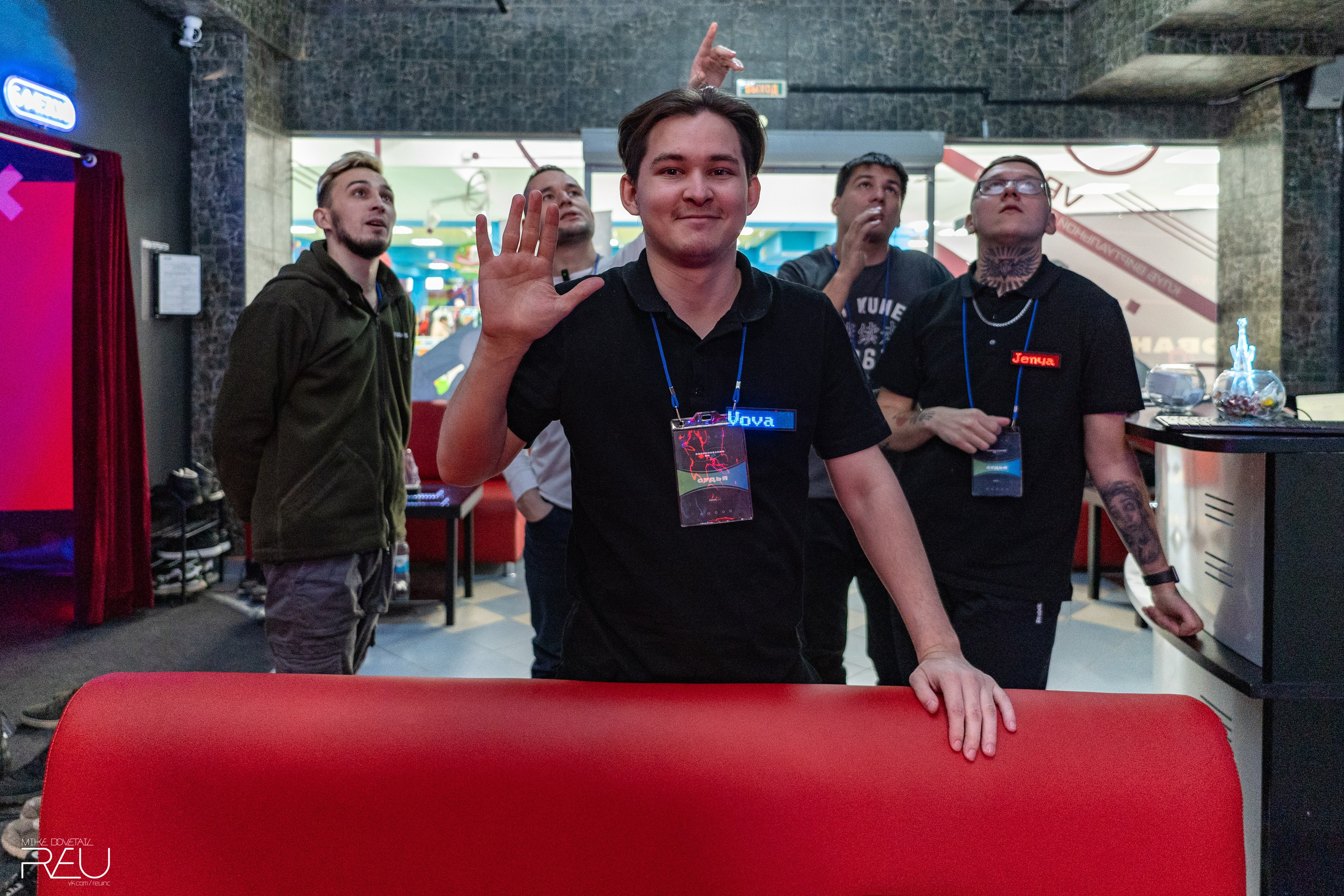 ТУРНИР ПО VR. Mike Dovetail | Портретный и репортажный фотограф