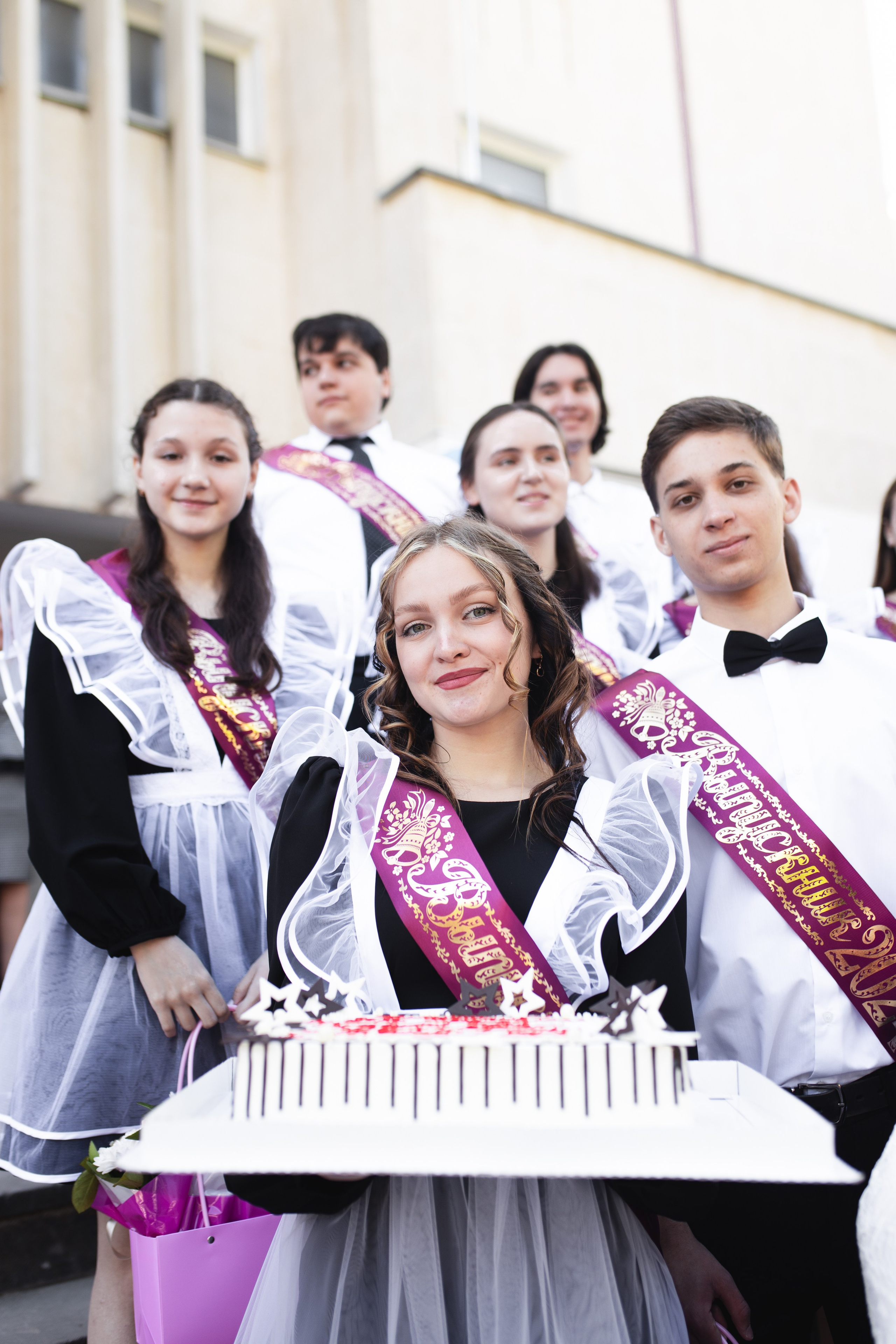 Последний звонок, фотосъемка в Севастополе. Фотограф в Севастополе и в Крыму