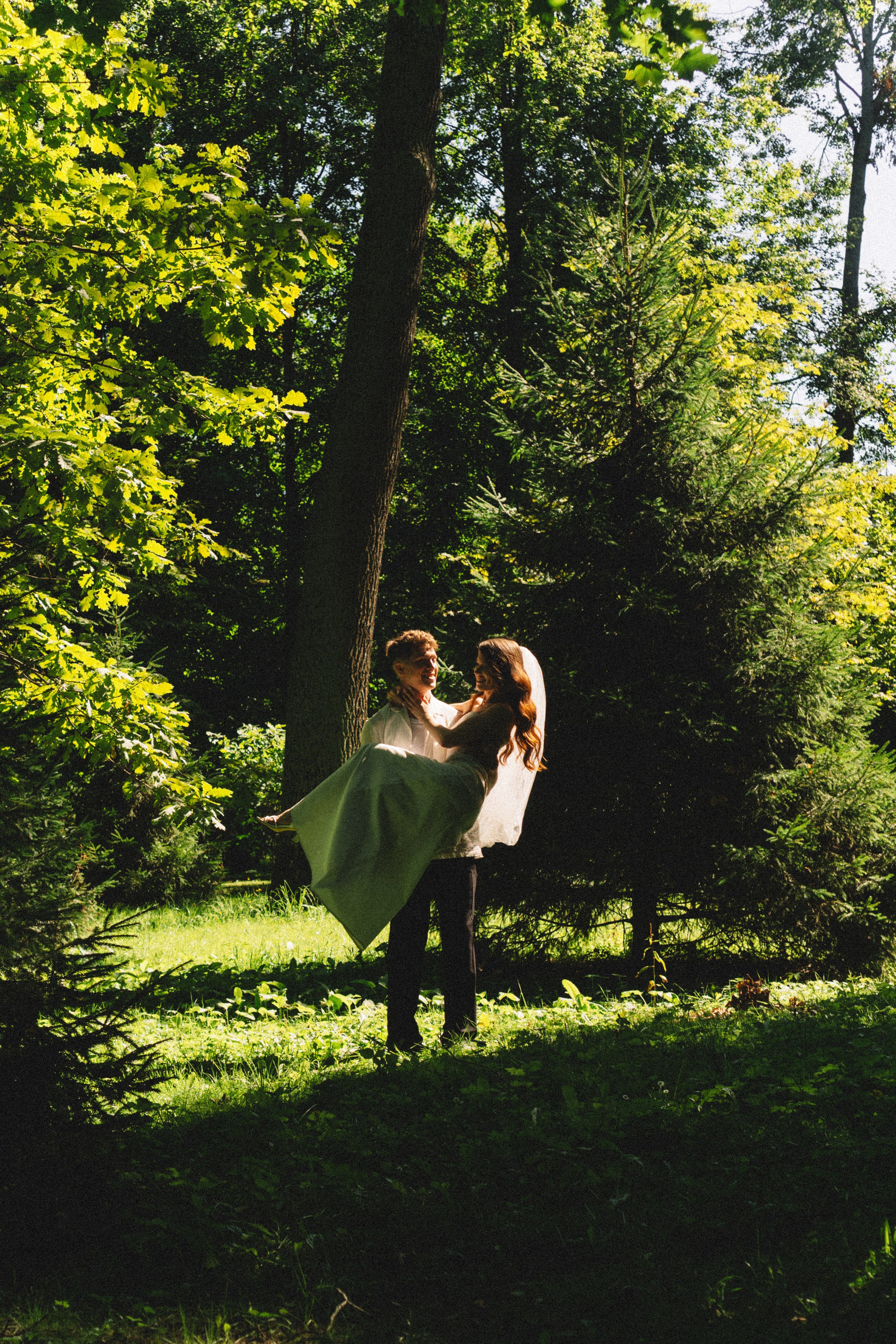 СВАДЕБНАЯ СЬЕМКА В ПЕТЕРГОФЕ И СЬЕМКА РЕПОРТАЖА В ЗАГСЕ ПЕТЕРГОФА. Профессиональный фотограф, Санкт-Петербург — Виктория Богомолова