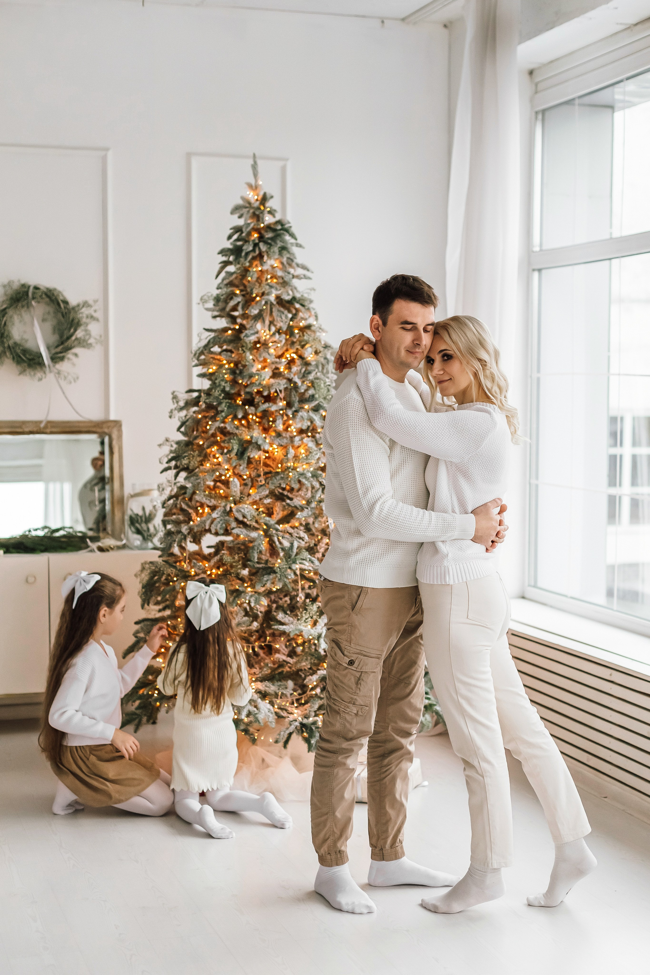 Семейная новогодняя фотосессия. Портретный и семейный фотограф в Минске