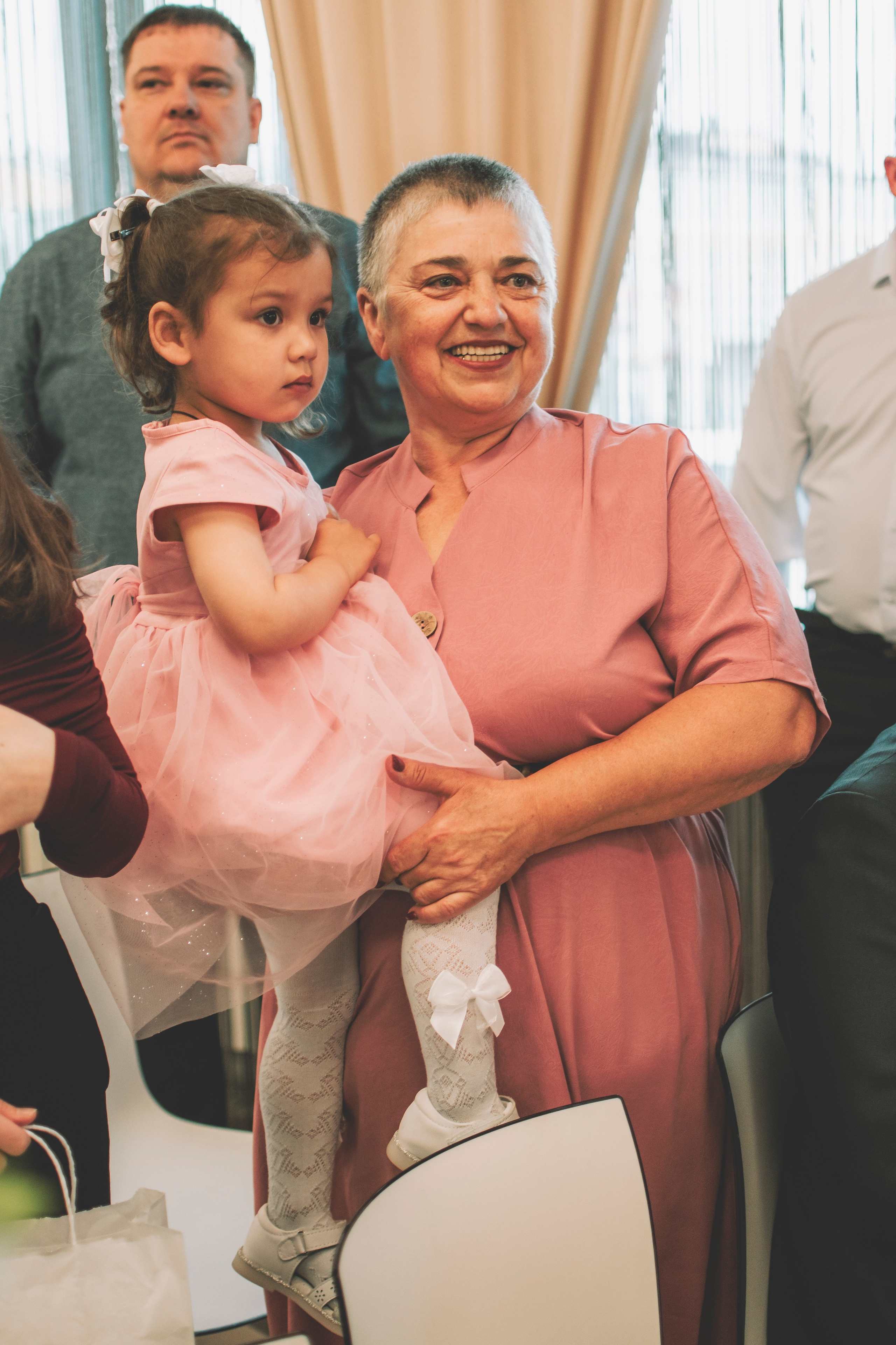 Альберт и Анастасия (Студийная фотосессия, роспись в ДК Нефтяник + фотосессия с гостями). Семейный и свадебный фотограф Губкинский и Ставрополь