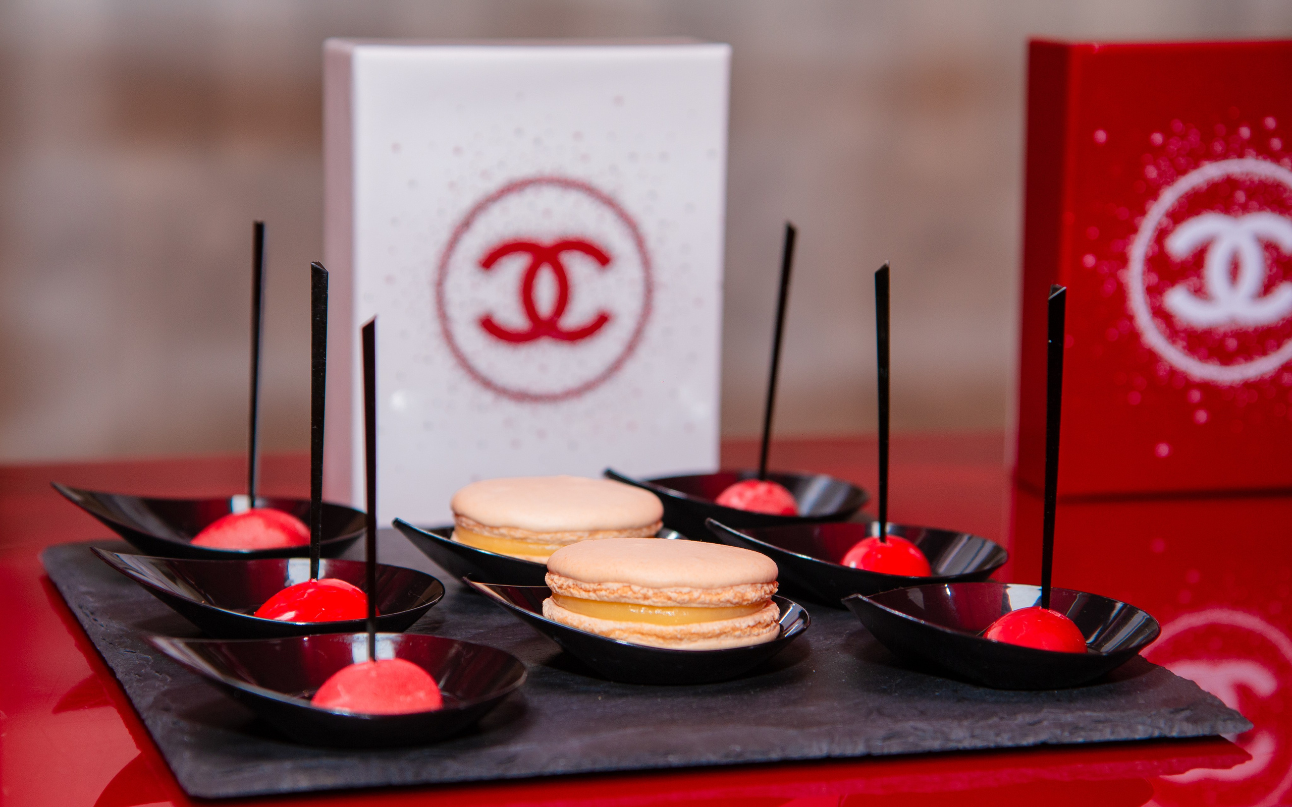 Chanel Екатеринбург. Предметный и репортажный фотограф Алексей Кротов