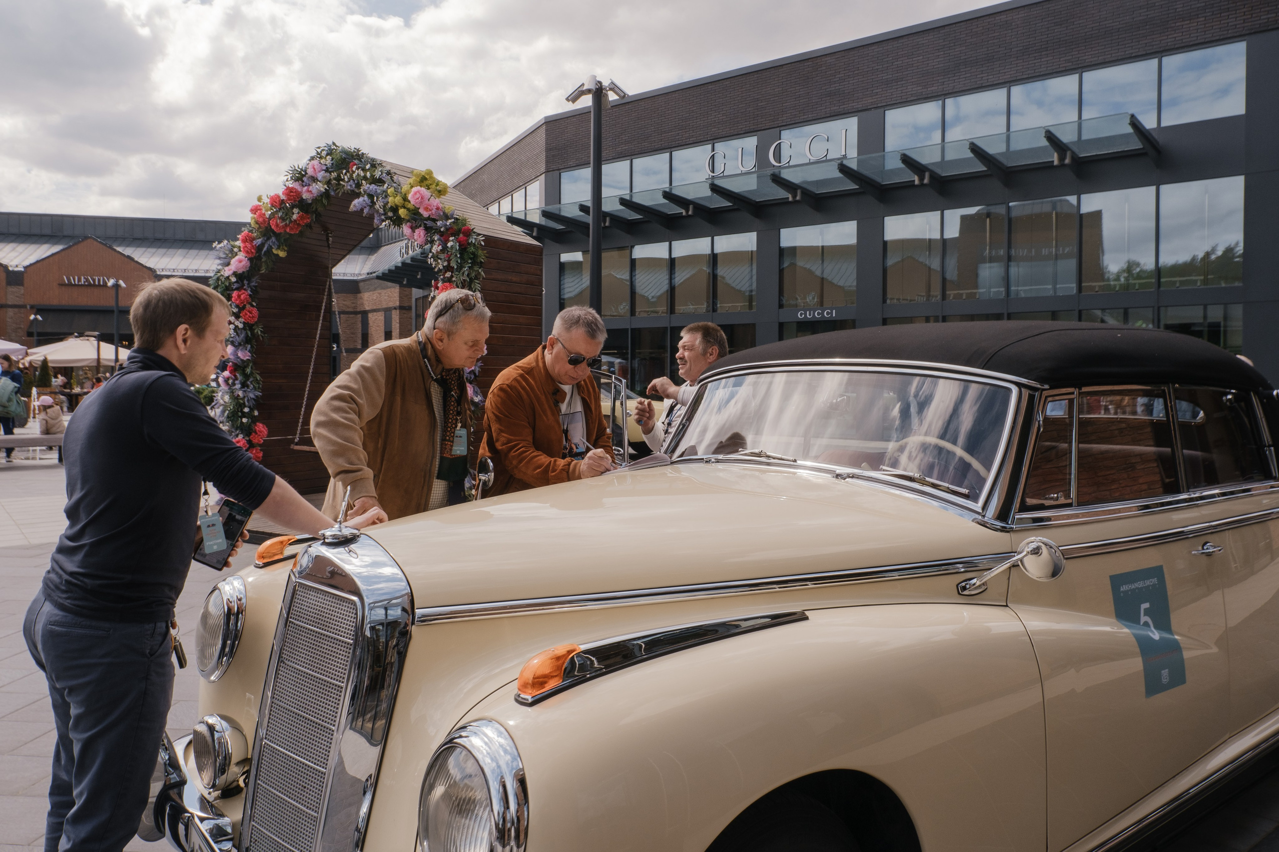 Ралли Архангельское Аутлет. Свадебные фотосессии в Москве. Фотограф Сергей Ржевский