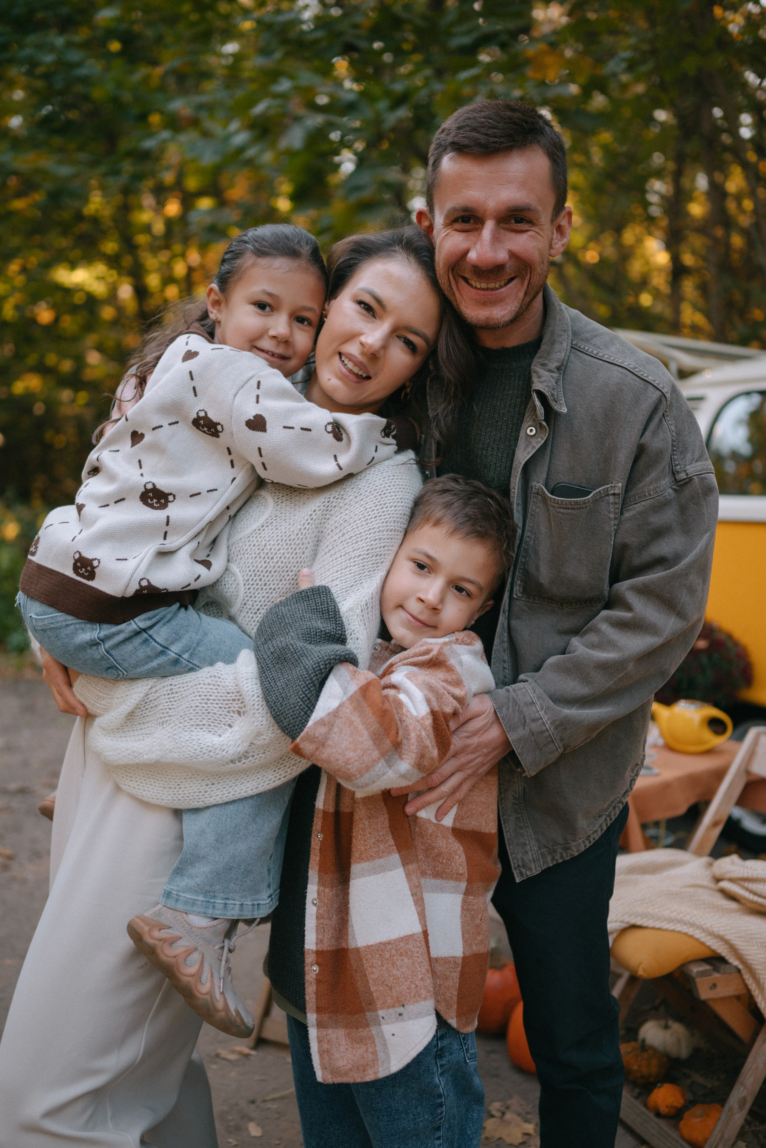 Осенний автобус. Семейный и детский фотограф в Москве Князева Диана