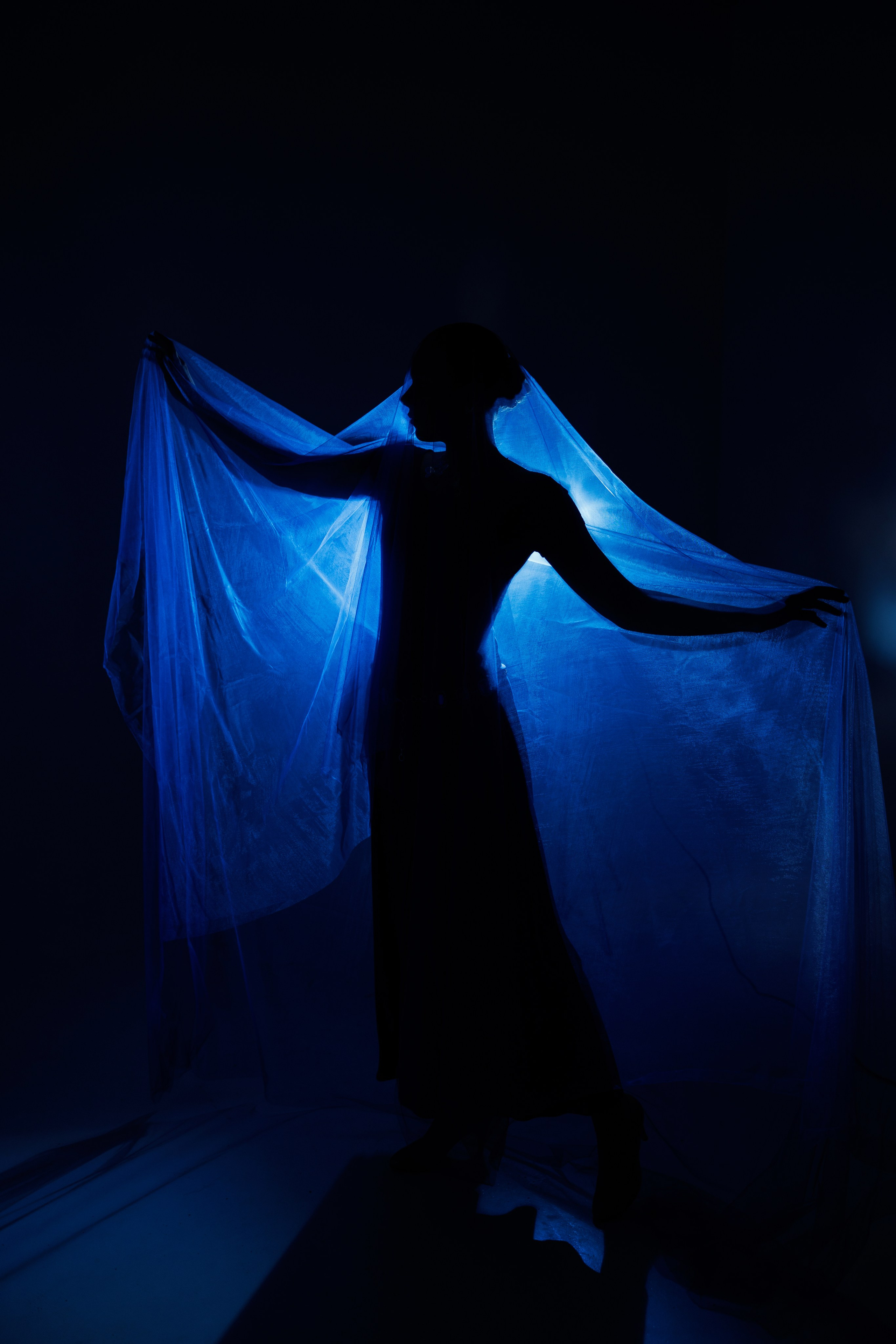 Фотосессия с цветным светом. Лиза. Фотограф в Воронеже Галина Фурсова