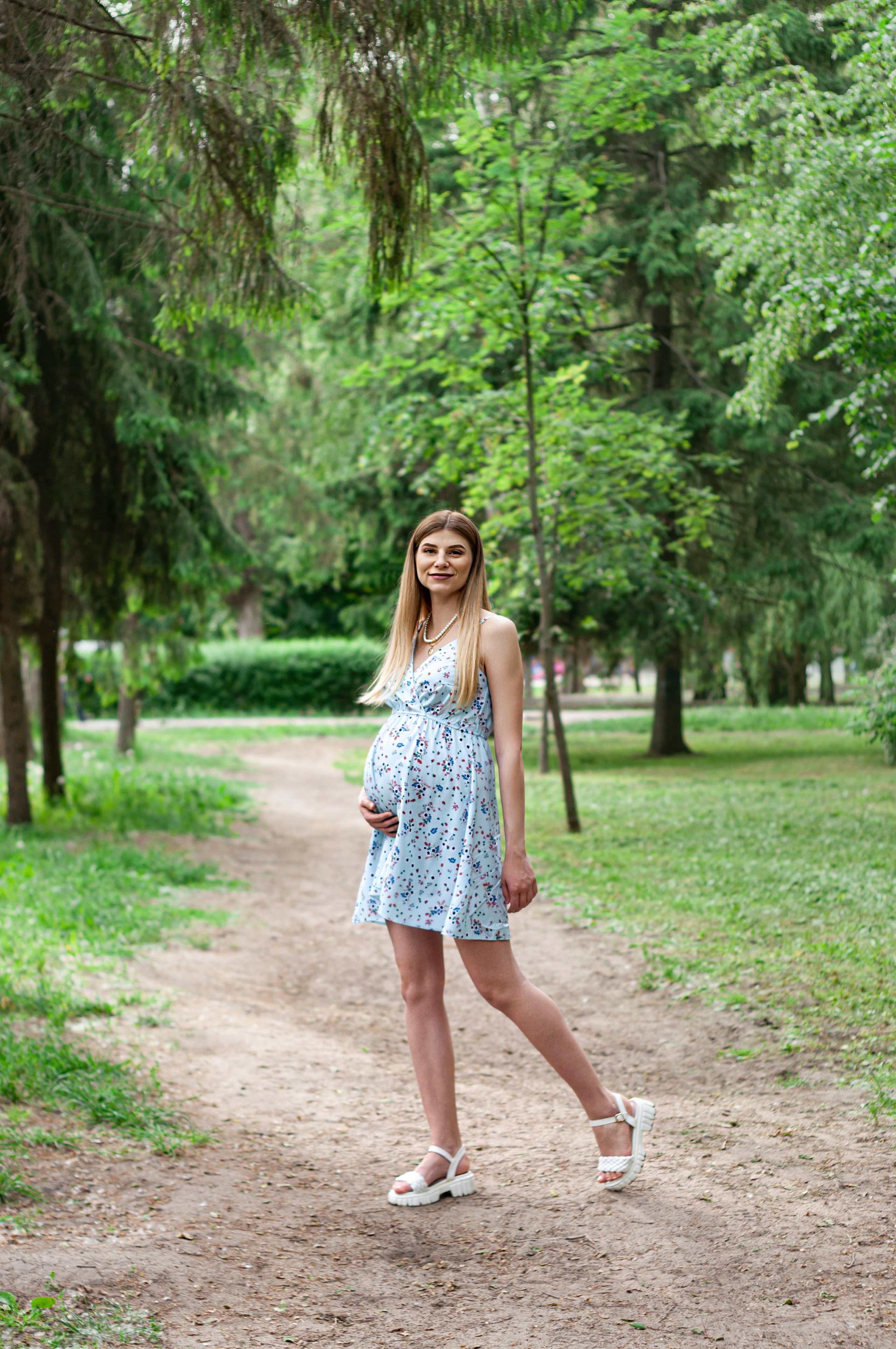 Марина и Никита, а парке. Семейный и свадебный фотограф Галина Абакумова, фотосессии в Белгороде