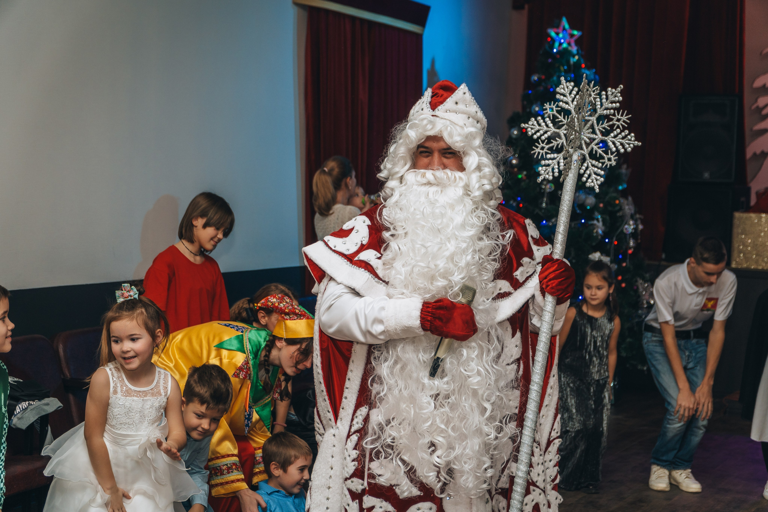«Сказка о Новом годе и богатыре настоящем». Новотитаровский Дом культуры