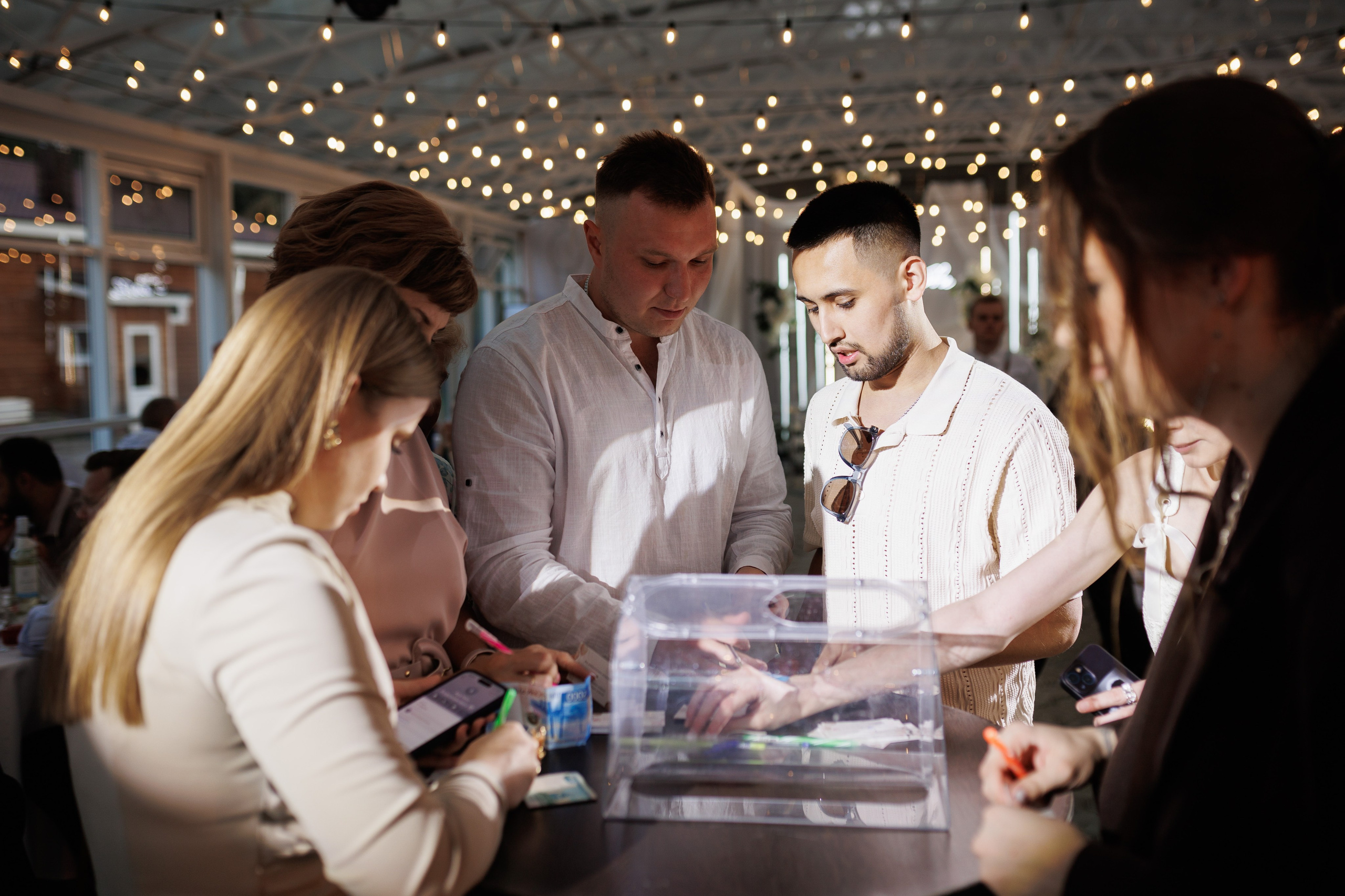 Сентябрь 2025, Белый лис, Выкса. Фотограф городских и семейных событий в Нижнем Новгороде Артем Карпухин