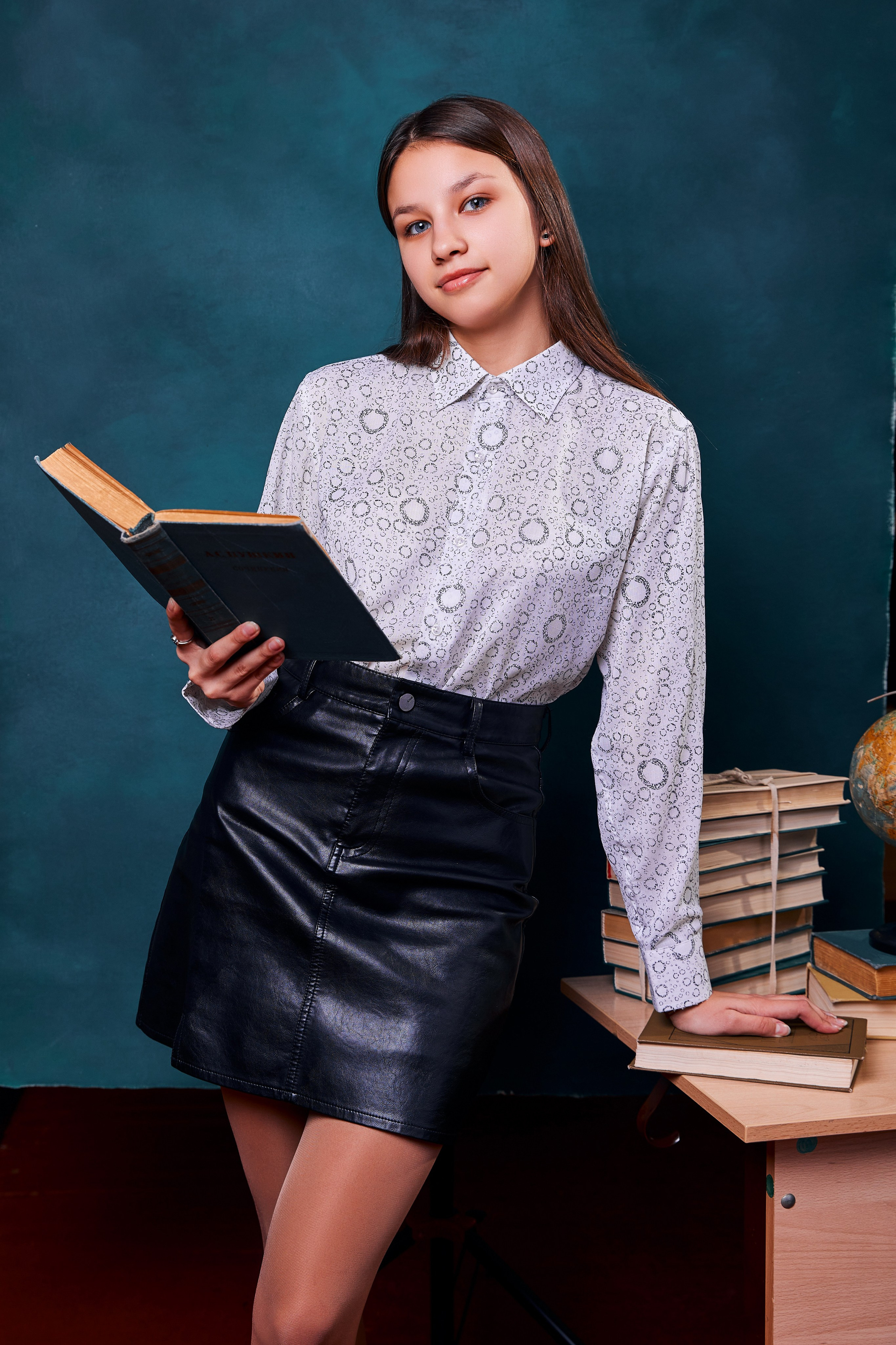 Старшие 9 — 11 классы. Выпускные альбомы в Рыбинске и Ярославле