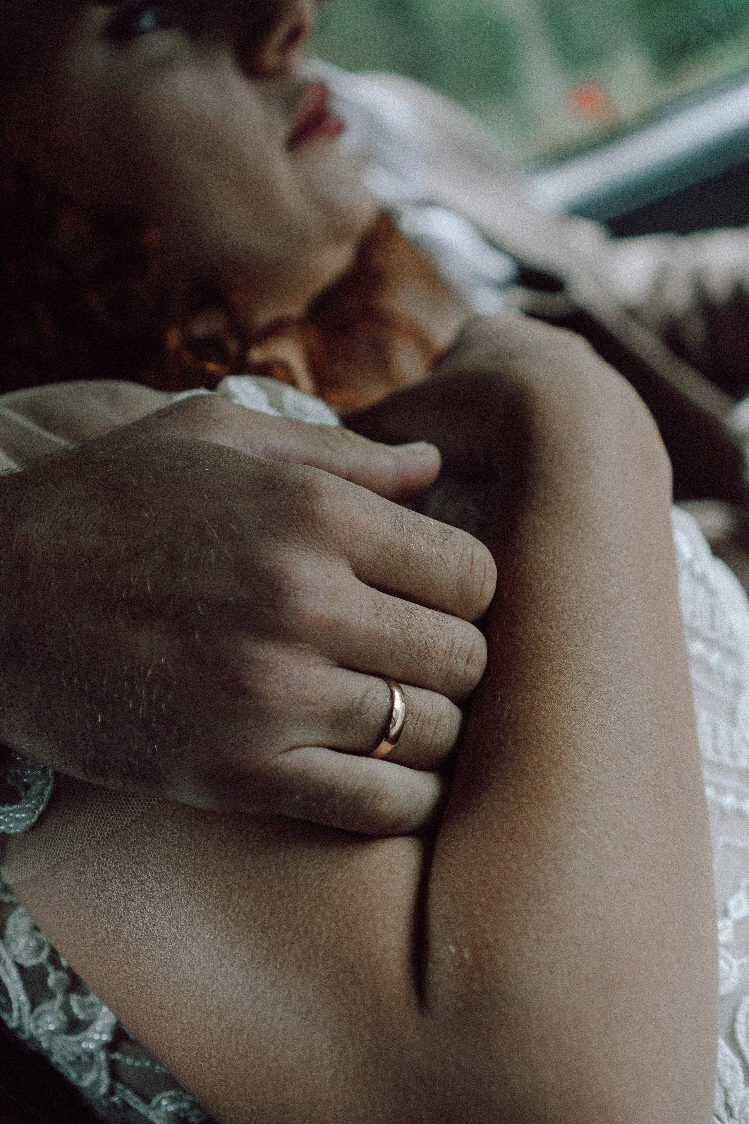 СВАДЕБНАЯ ФОТОСЕССИИЯ ПАРЫ В ГОРОДЕ ПРИОЗЕРСК В СОСНОВОМ ЛЕСУ И С ПИКАПОМ. Профессиональный фотограф, Санкт-Петербург — Виктория Богомолова