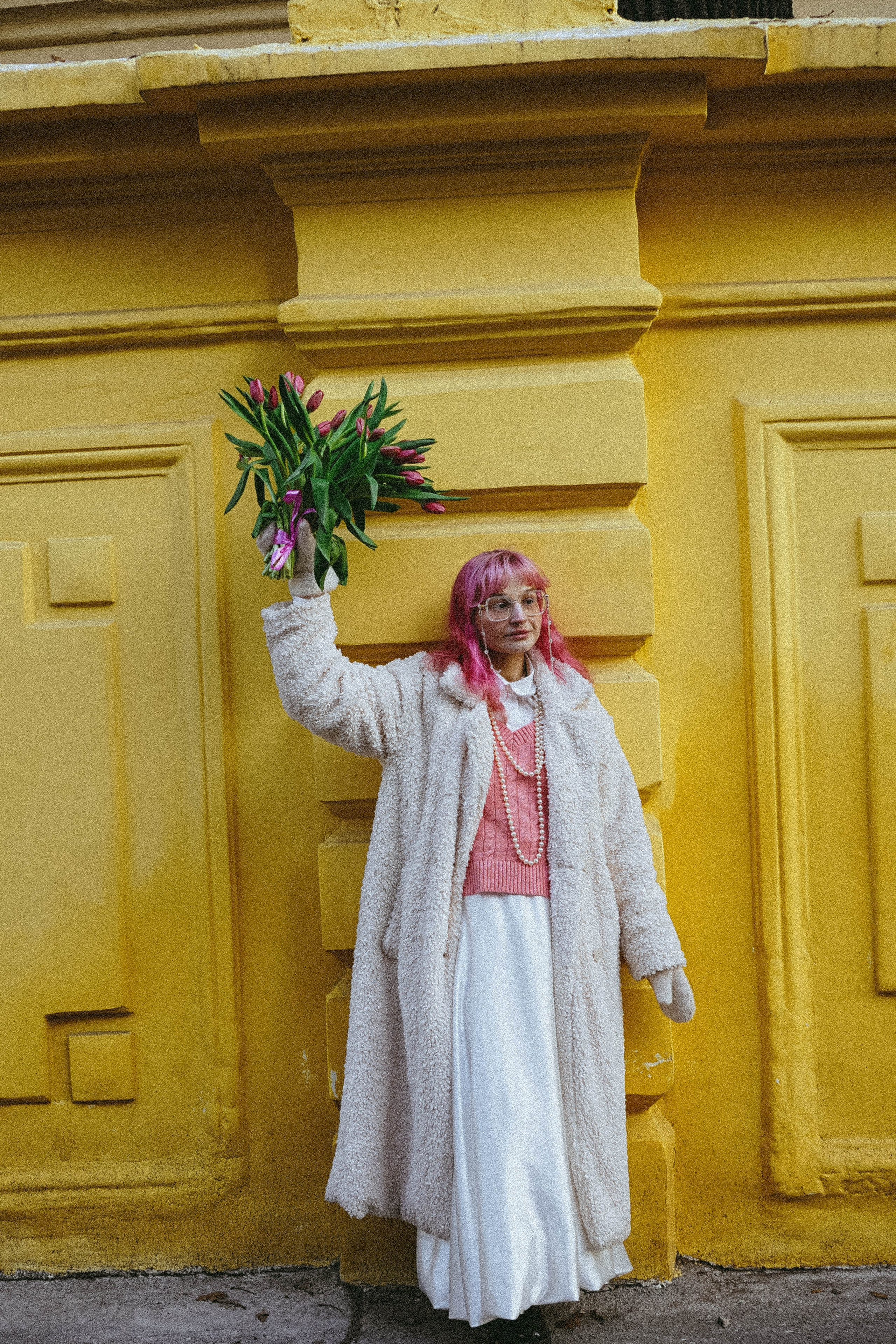 Прогулочная фотосессия с тюльпанами. Профессиональный фотограф, Санкт-Петербург — Виктория Богомолова