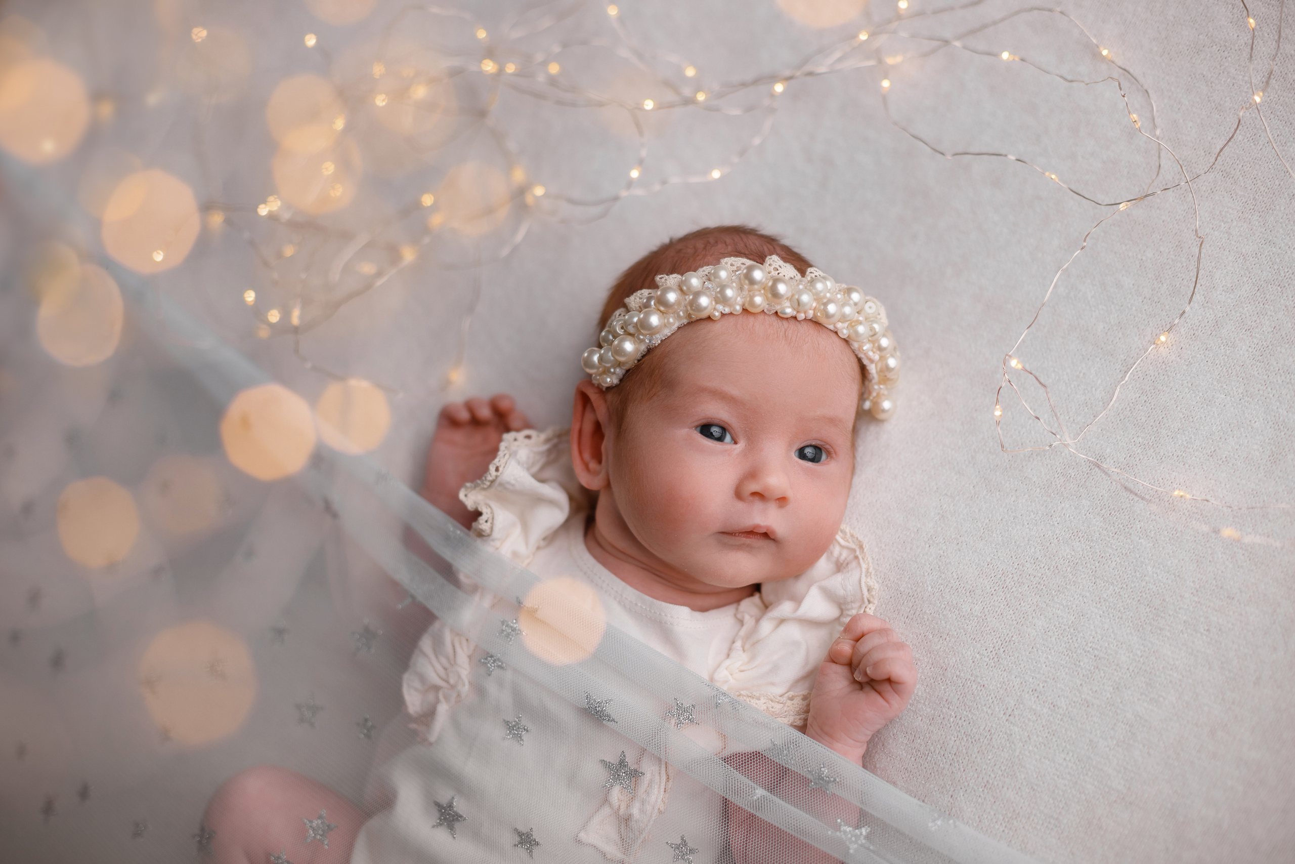 Варенька 24 дня (съемка в студии). Детский, семейный и фотограф новорождённых в Ярославле Анна Салова