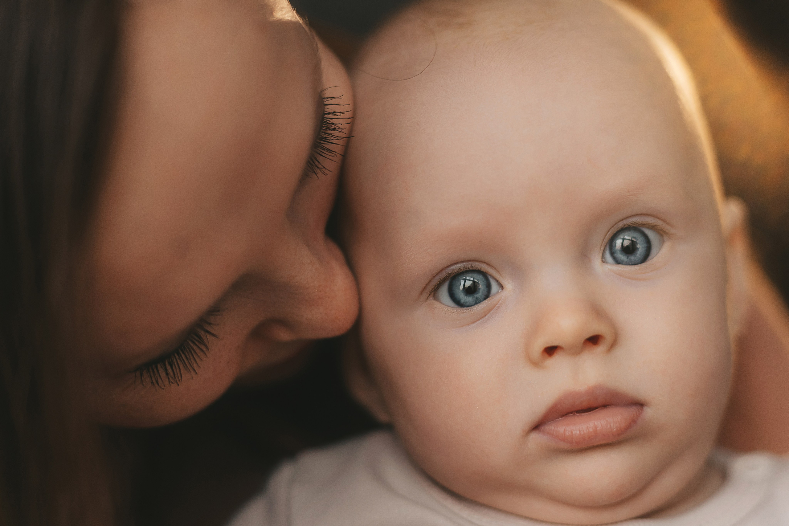 Съемка новорожденных малышей в Москве. Семейный и женский фотограф в Москве Надежда Воробьева