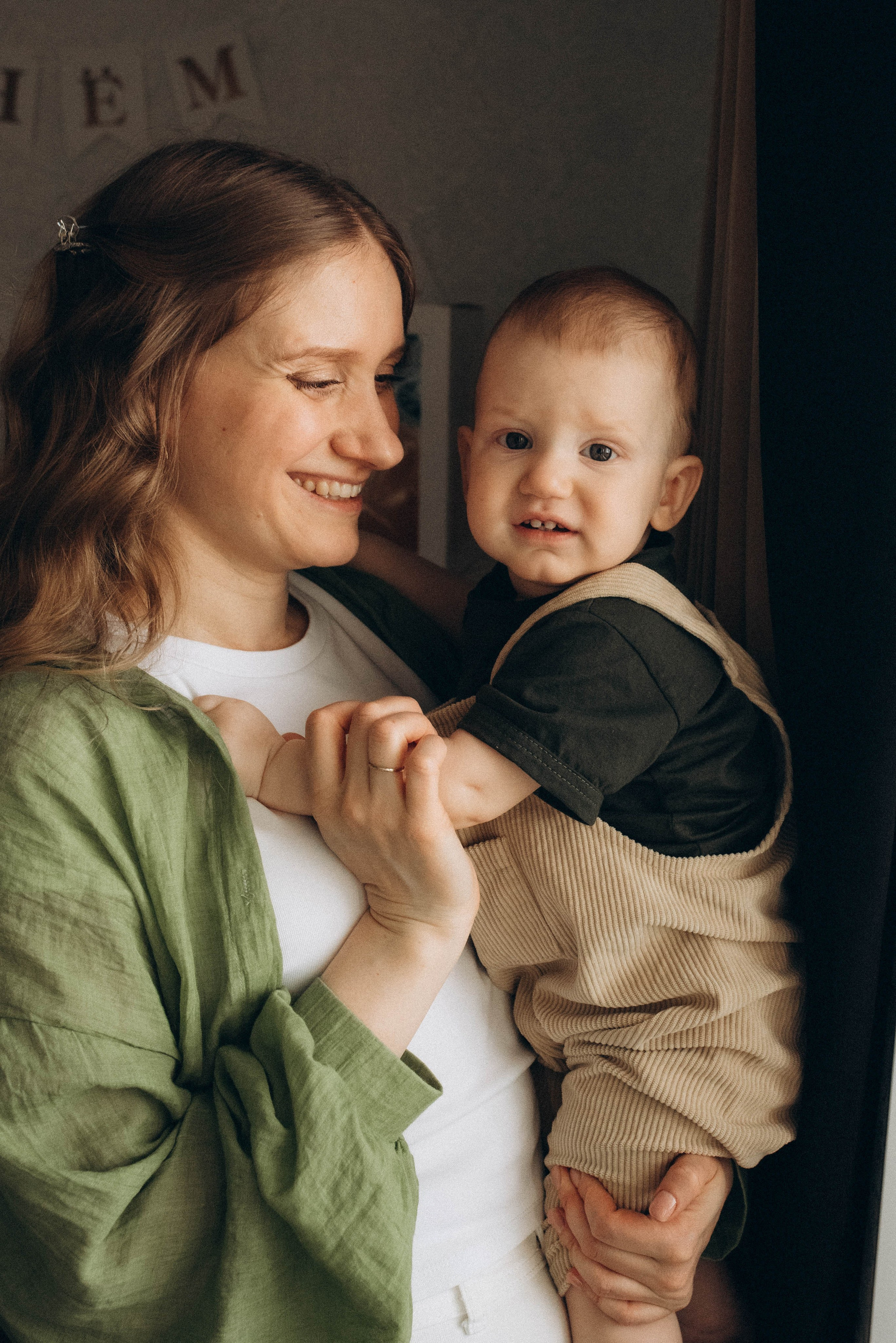 Семейная фотосессия ко дню рождения малыша. Семейный фотограф в Железнодорожном Масаева Елена