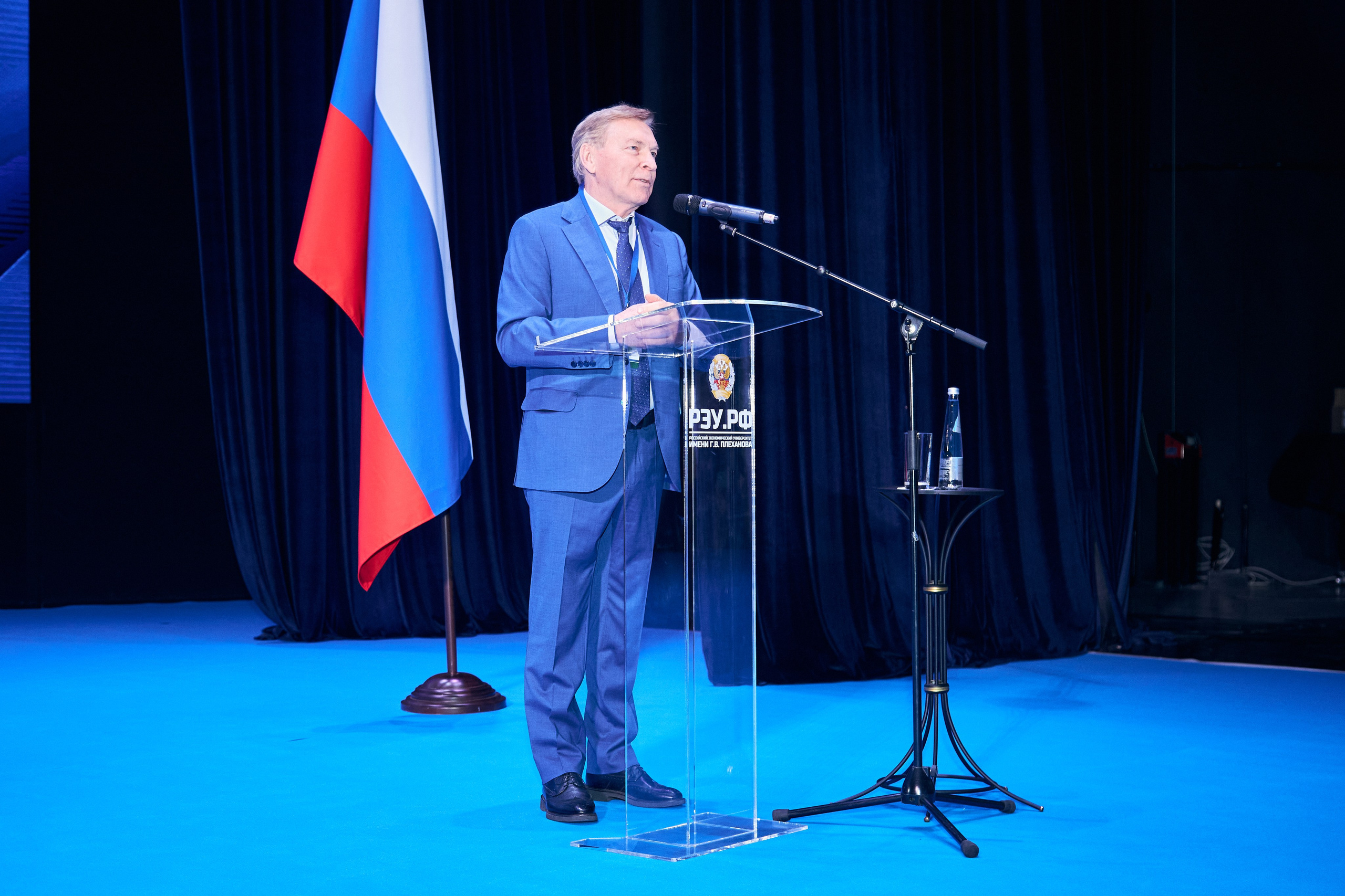 Седьмой профессорский форум. Фотограф Савченко Люба. Москва