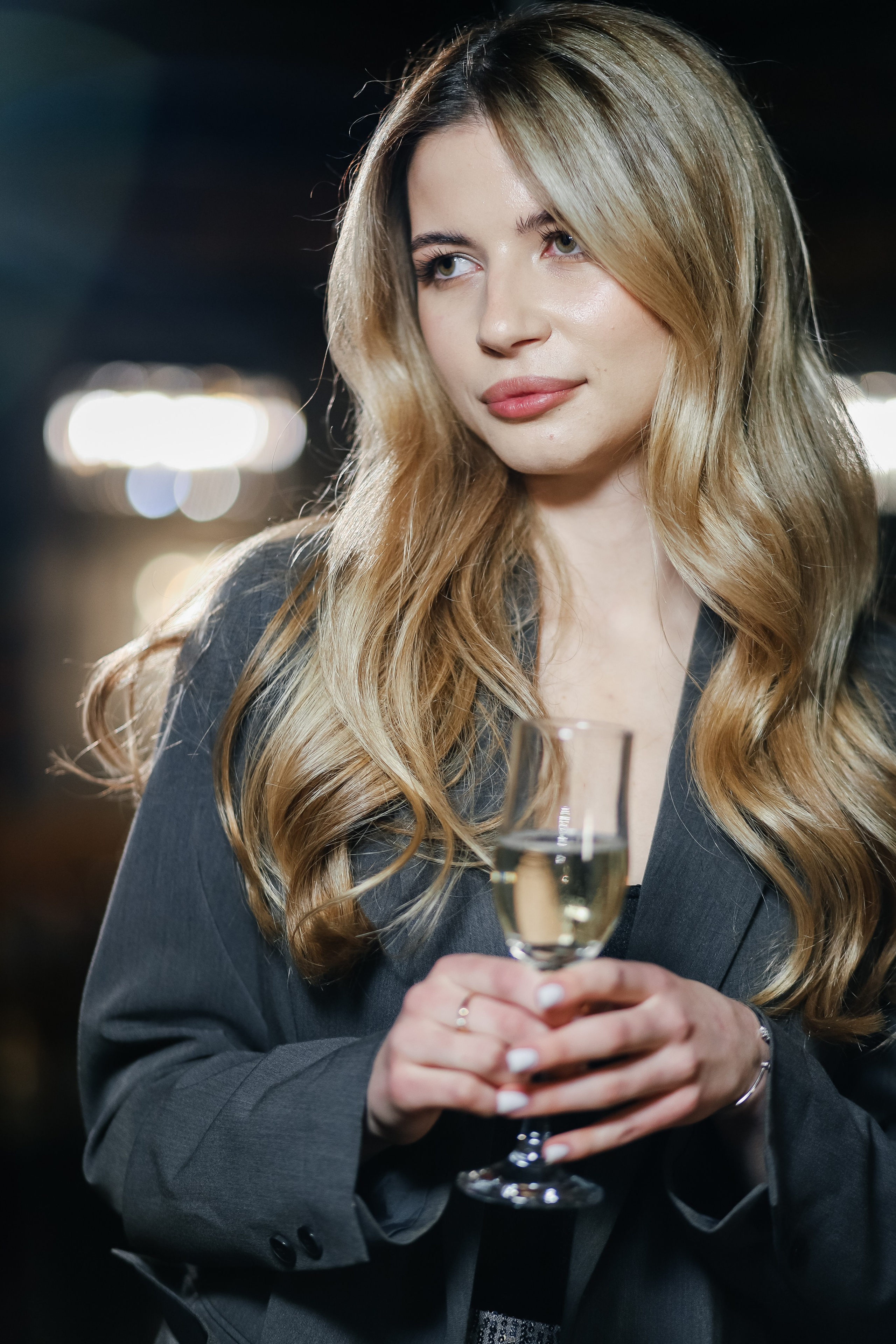 25.Диана и гости