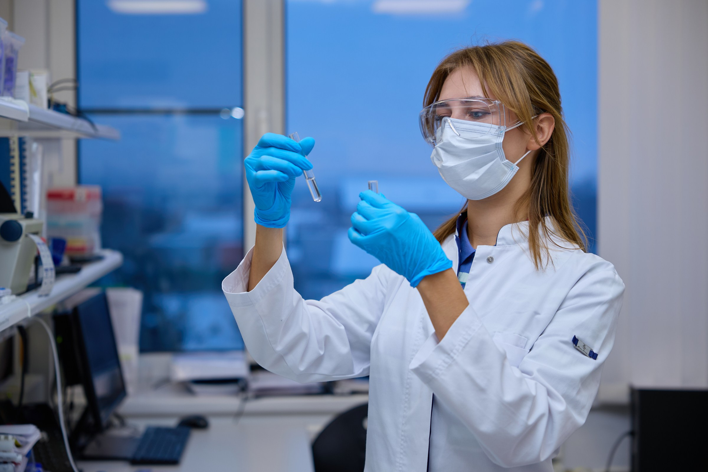 «Petrovax | Фотогалерея сотрудников и производства». Видеограф, фотограф Илья Новиков Москва, Екатеринбург, Калининград