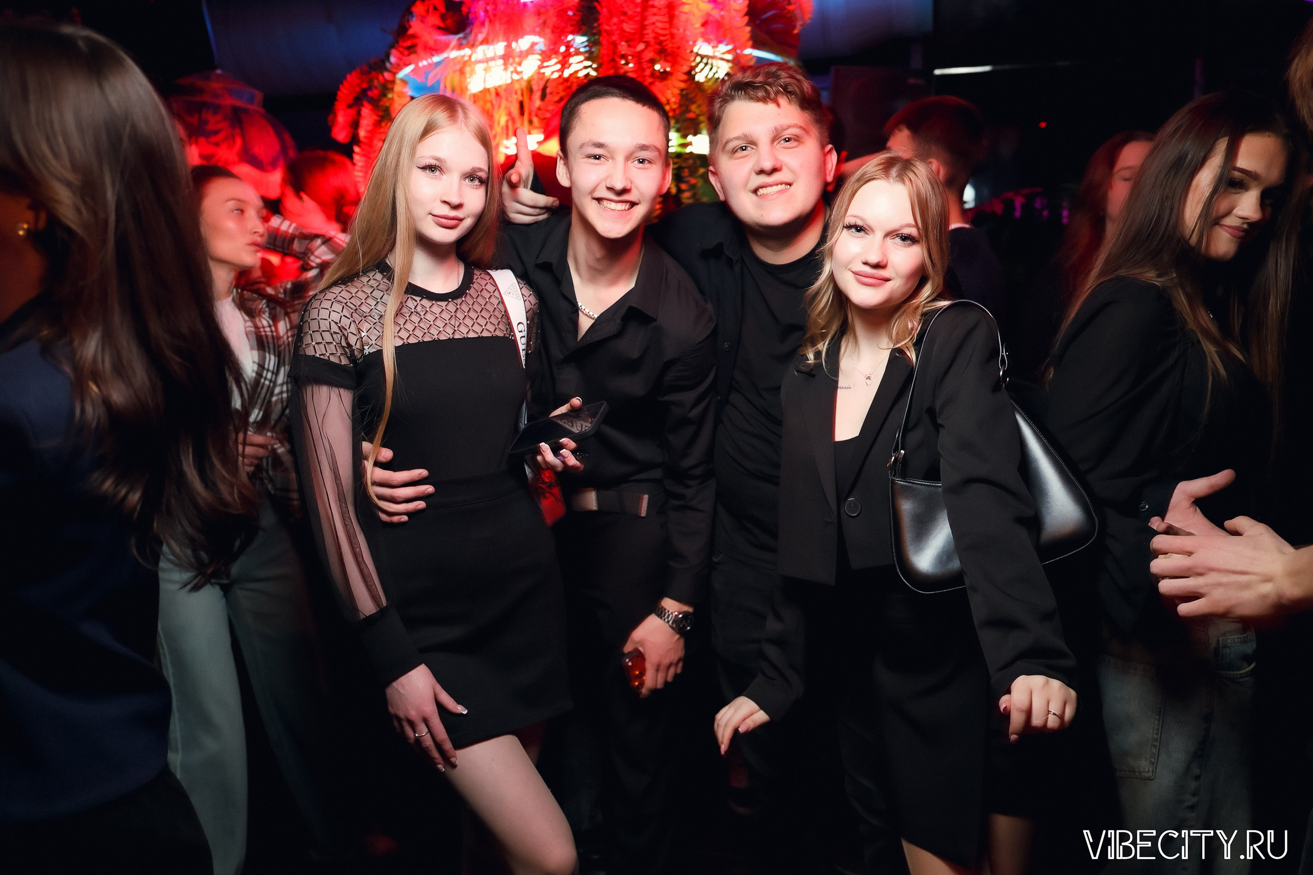 DOUBLE U. VIBECITY.RU Вайб Сити Ру Фоторепортажи Фотоотчеты Калининград