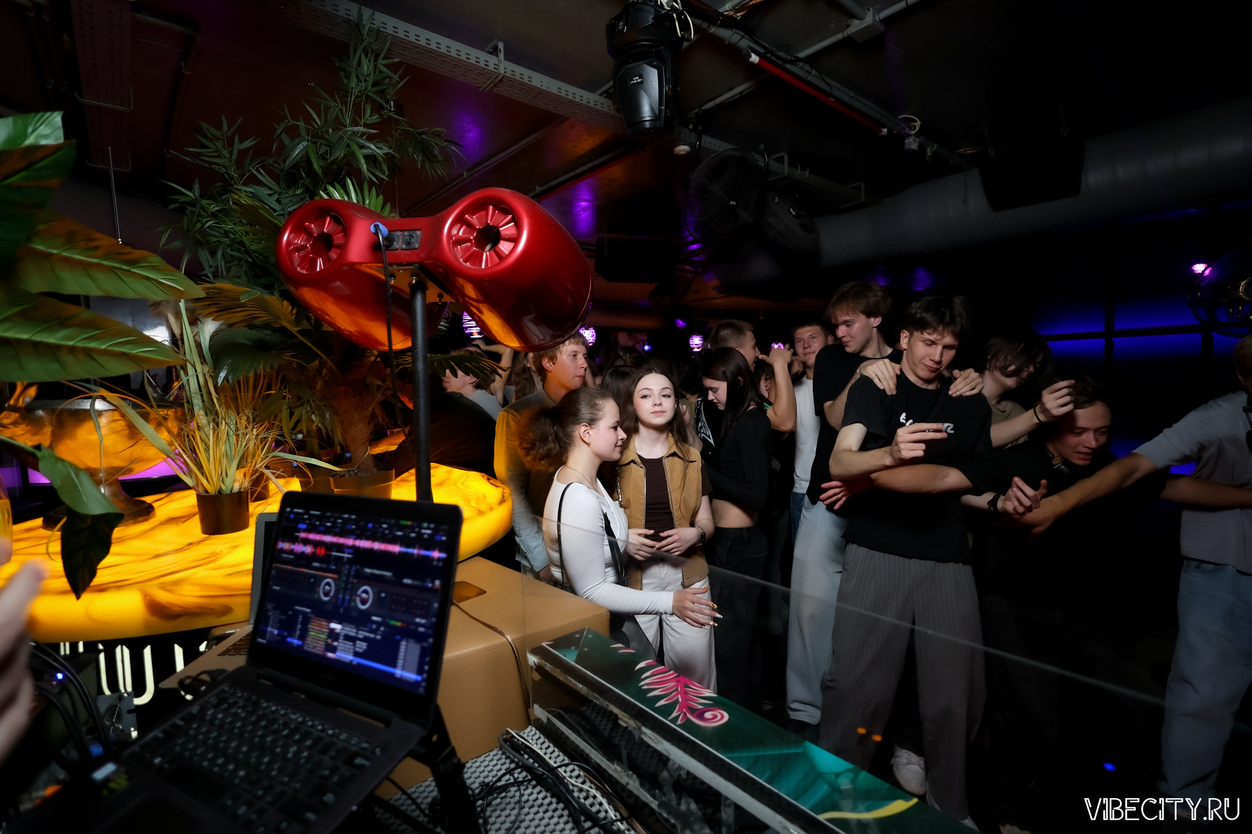 DOUBLE U. VIBECITY.RU Вайб Сити Ру Фоторепортажи Фотоотчеты Калининград