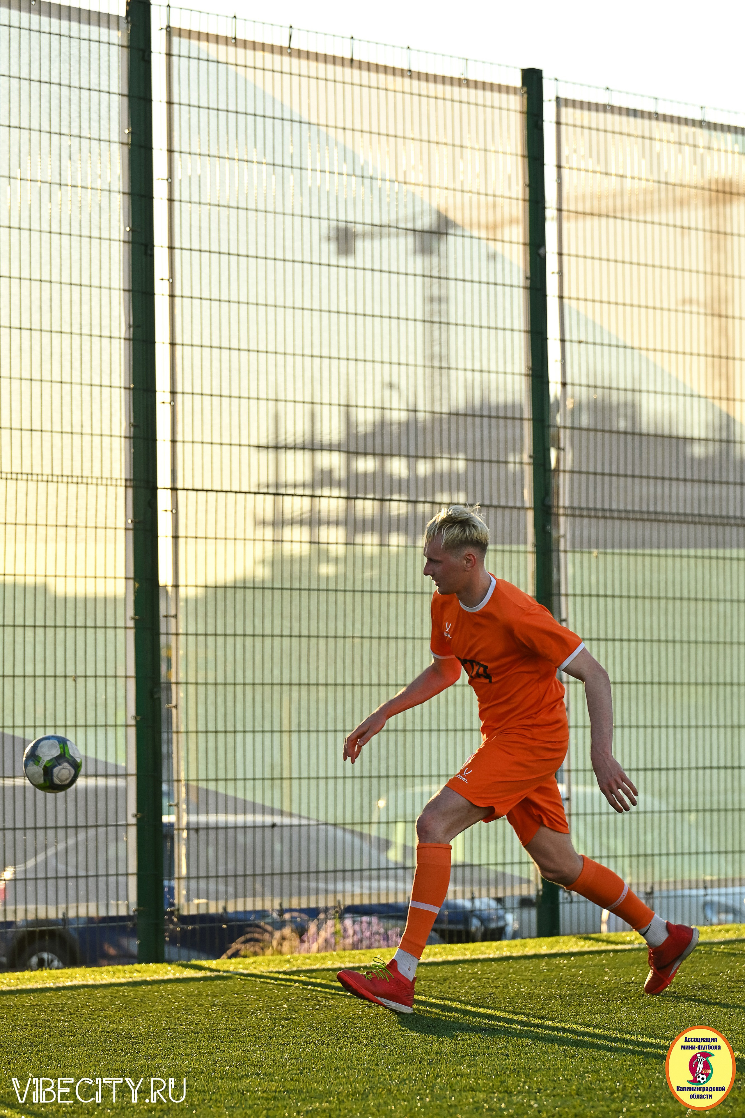 ИГРЫ МИНИ-ФУТБОЛЬНОЙ И КОРПОРАТИВНОЙ ЛИГИ. VIBECITY.RU Вайб Сити Ру Фоторепортажи Фотоотчеты Калининград