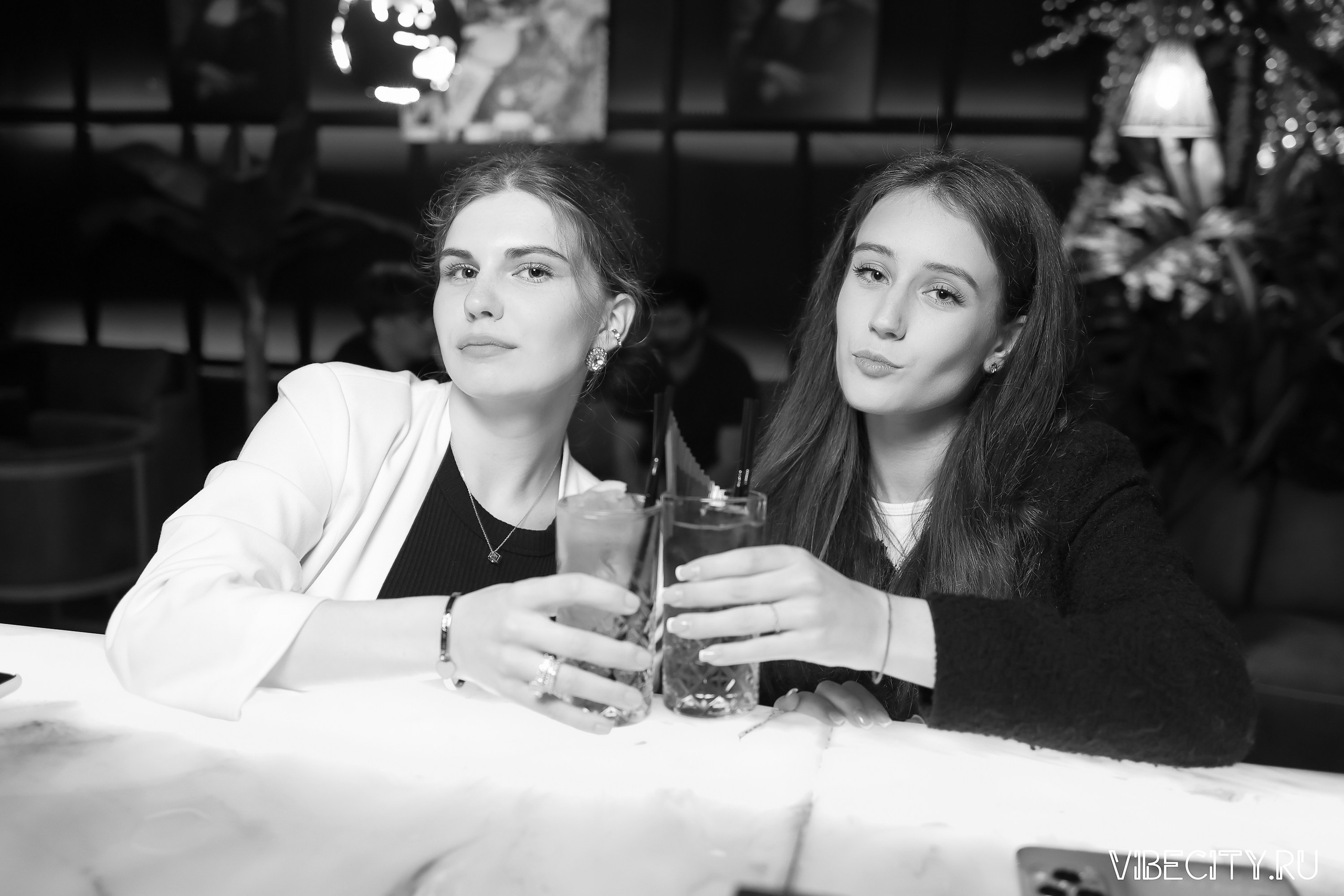 DOUBLE U. VIBECITY.RU Вайб Сити Ру Фоторепортажи Фотоотчеты Калининград