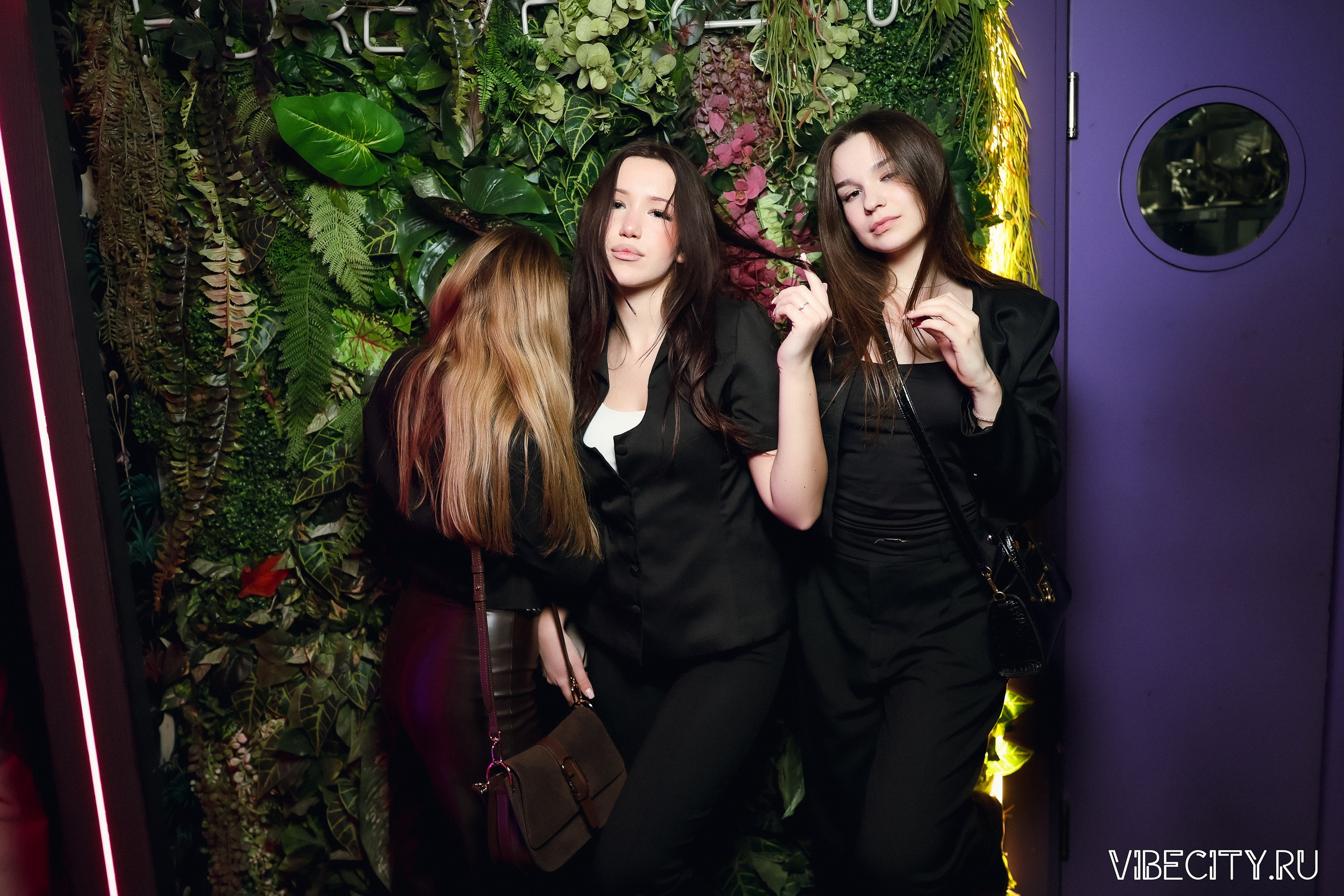 DOUBLE U. VIBECITY.RU Вайб Сити Ру Фоторепортажи Фотоотчеты Калининград