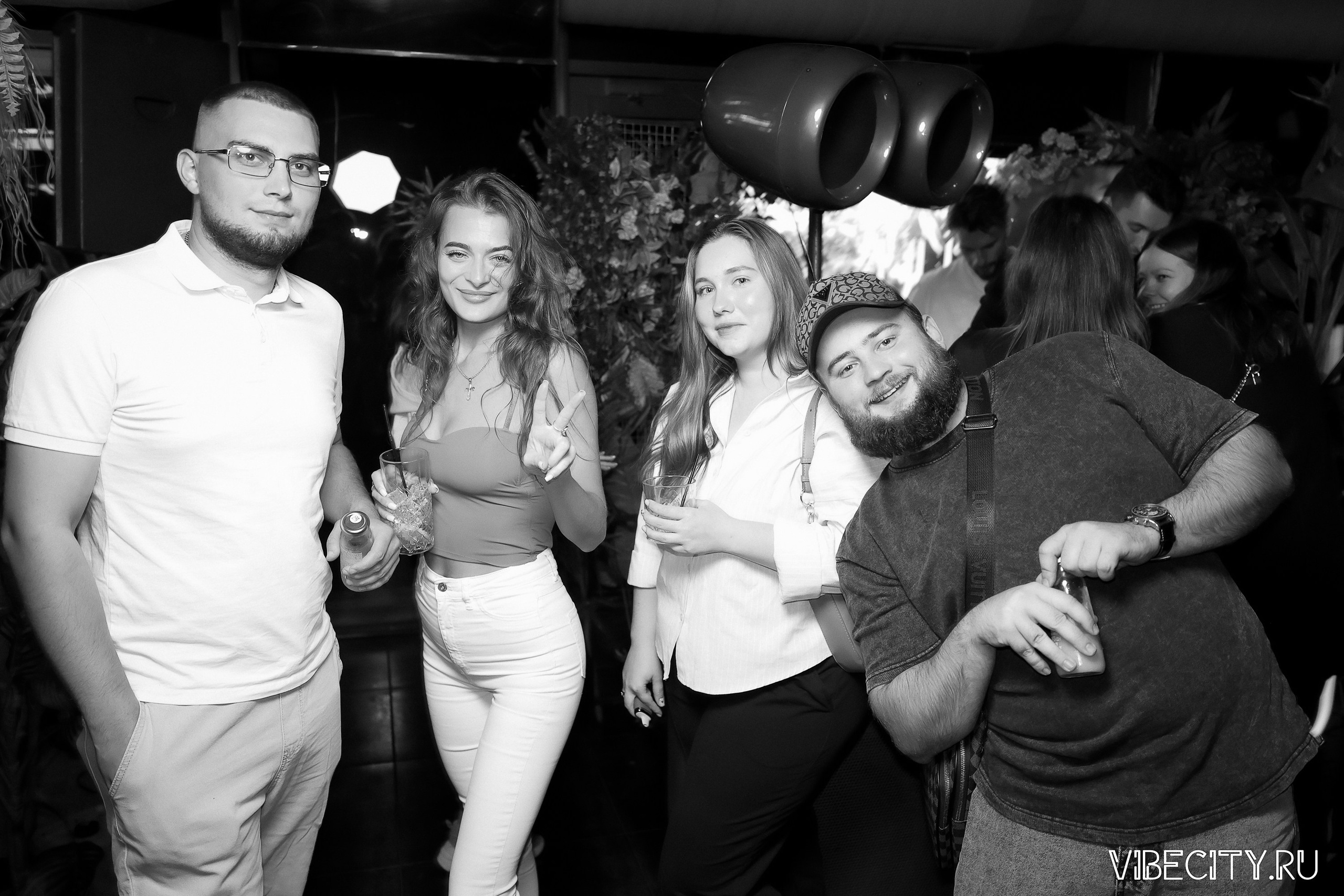 DOUBLE U. VIBECITY.RU Вайб Сити Ру Фоторепортажи Фотоотчеты Калининград