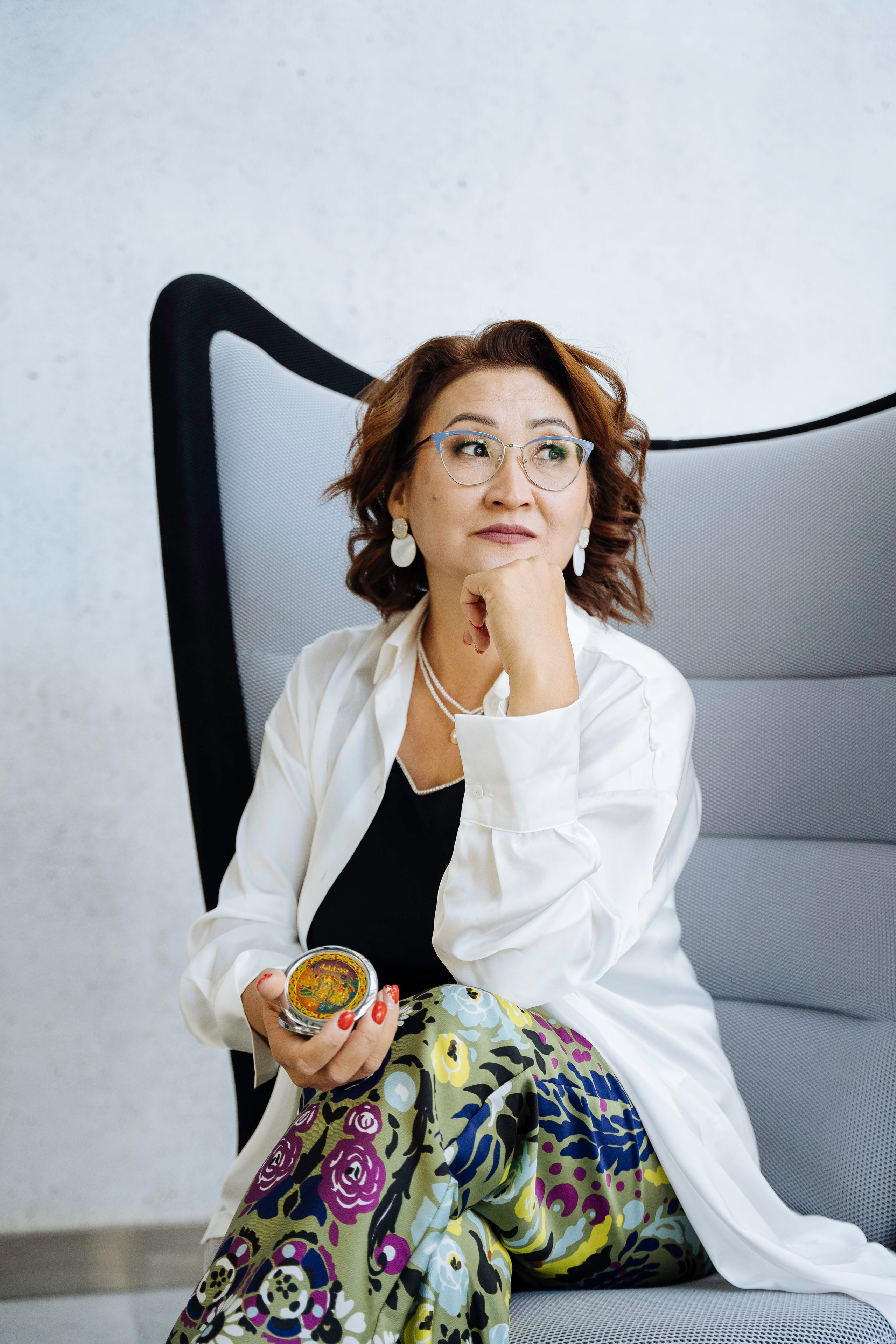 Контент-съемка для психолога. Репортажный фотограф в Астане — Диана Калтаева, портретный фотограф