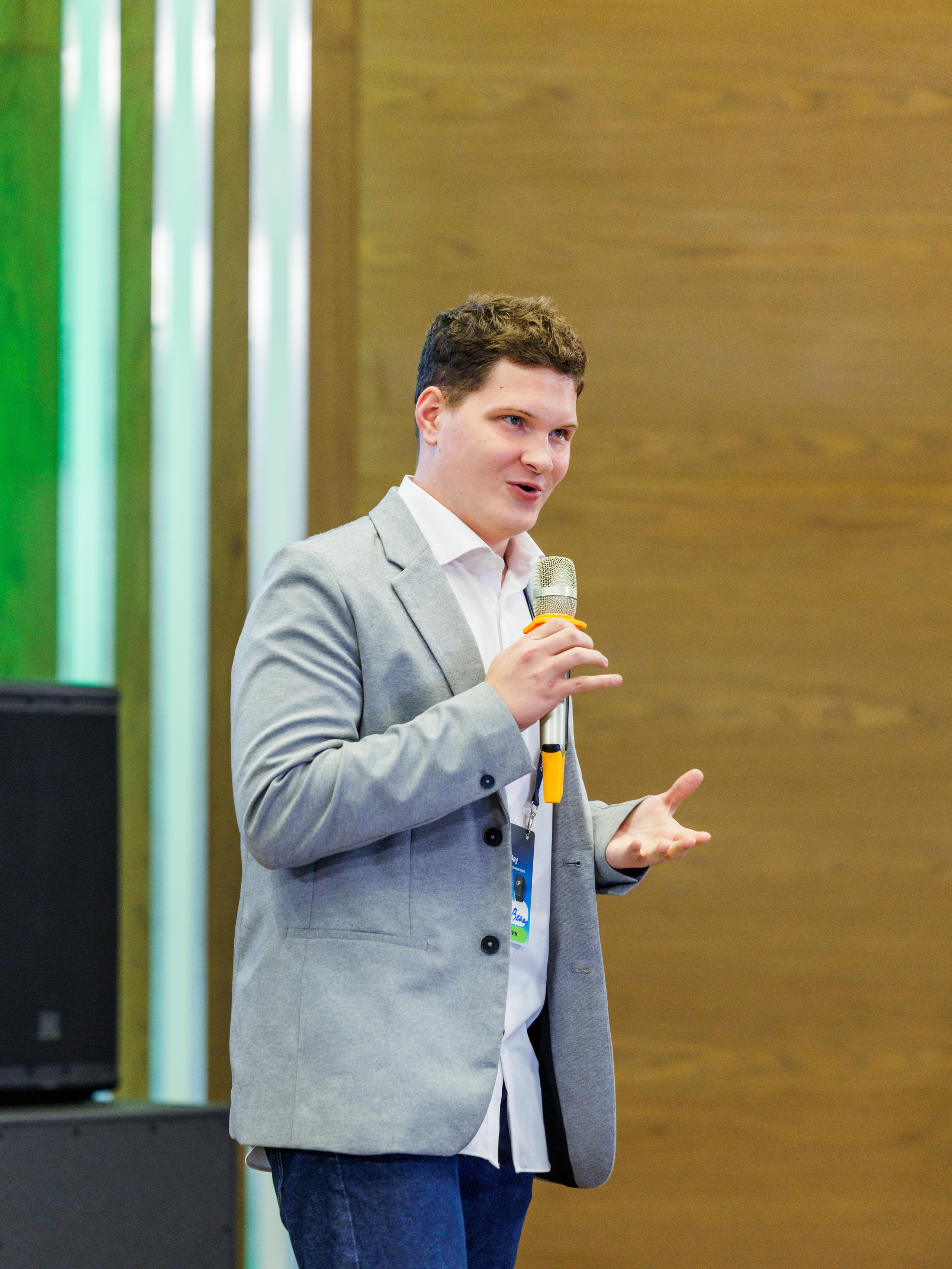 Demo Day Сбер. Профессиональный репортажный фотограф