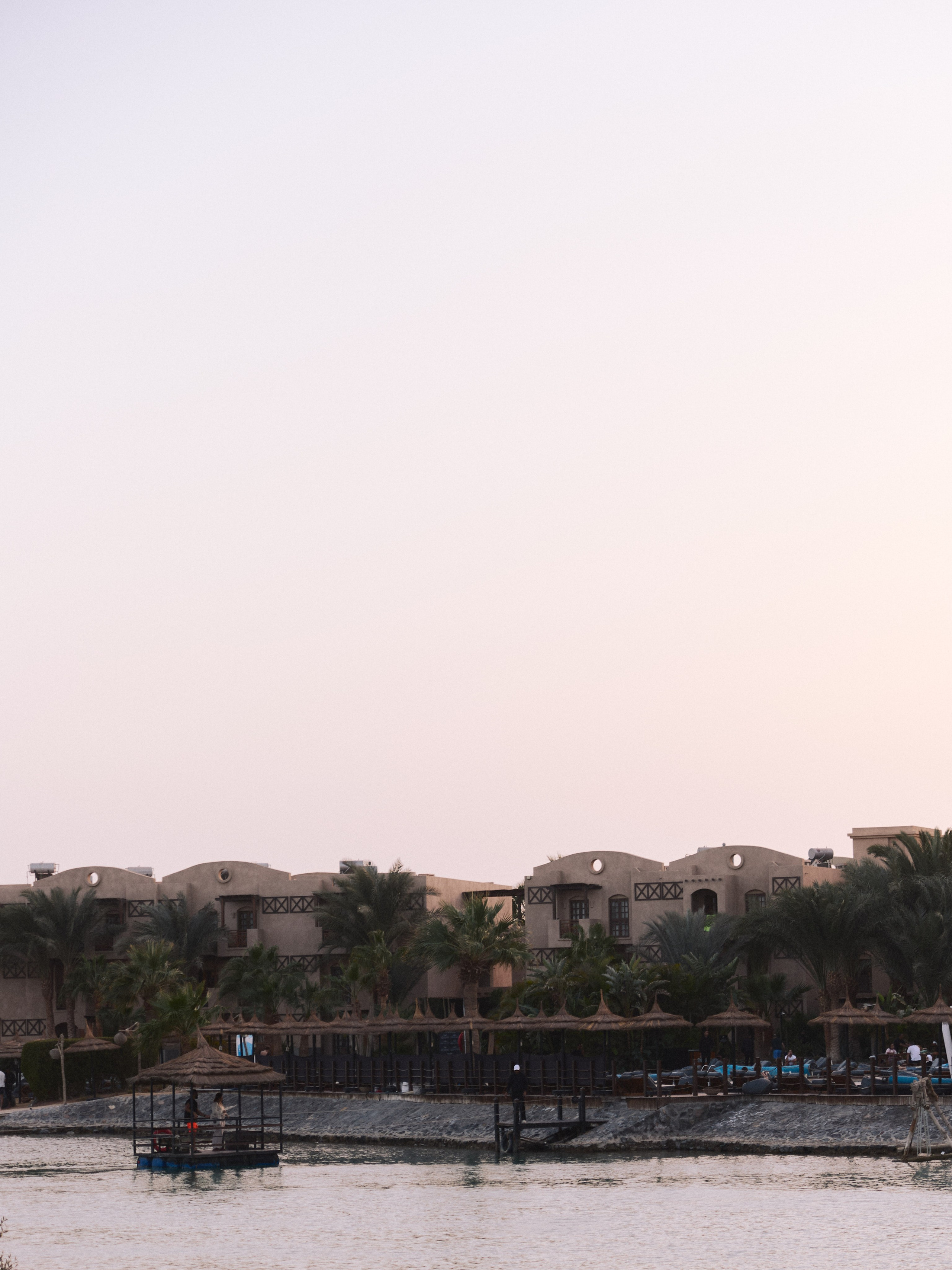 ¼. Jorgis Talè — photographer, kind person, teacher of arts and other mag