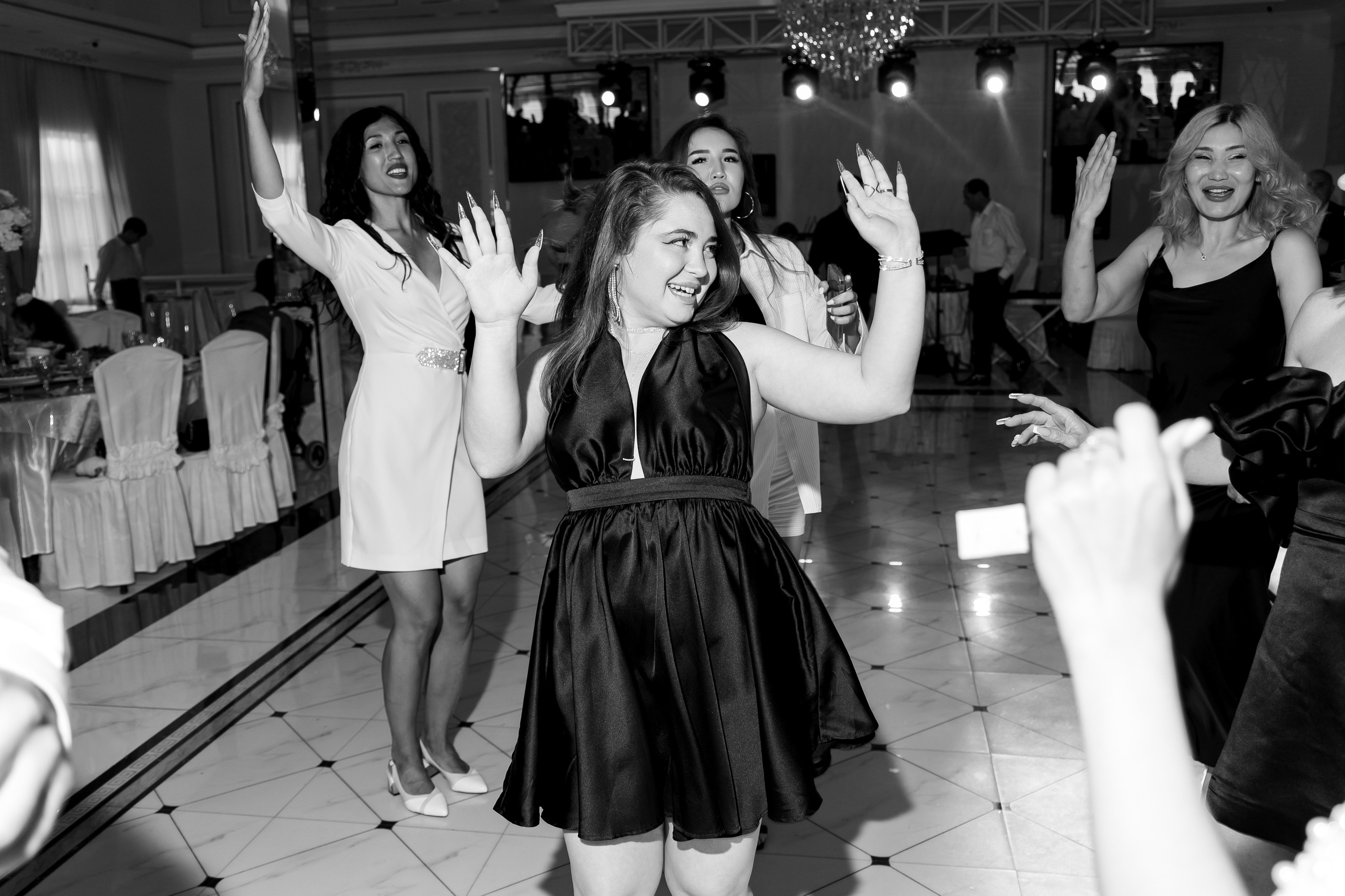 Aleks & Karolina. Свадебный и фэшн фотограф