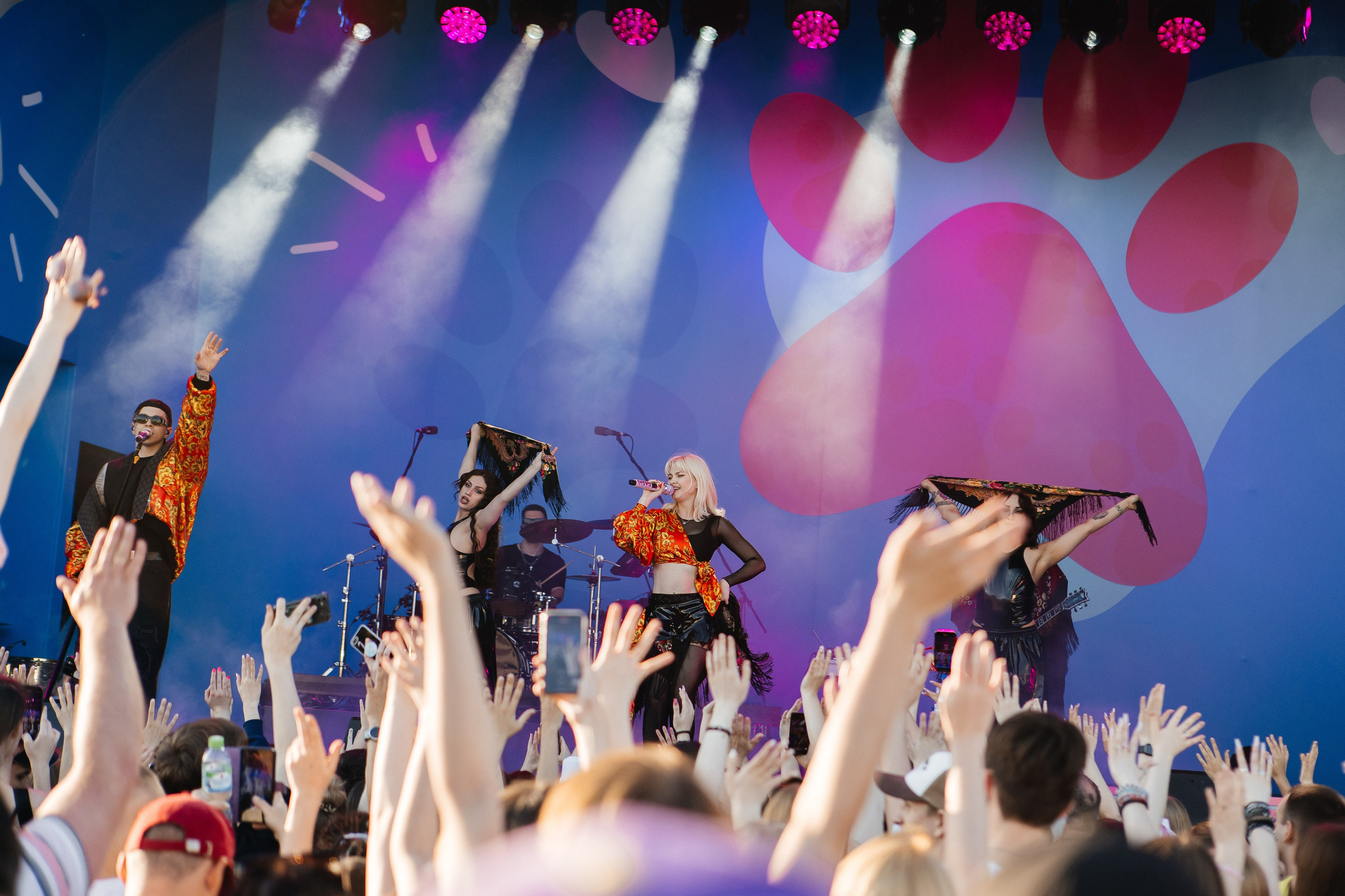 ФЕСТИВАЛЬ VK «ЛАПКИ» | 2025, МОСКВА. Five Media — репортажный фотограф Москва | Мск