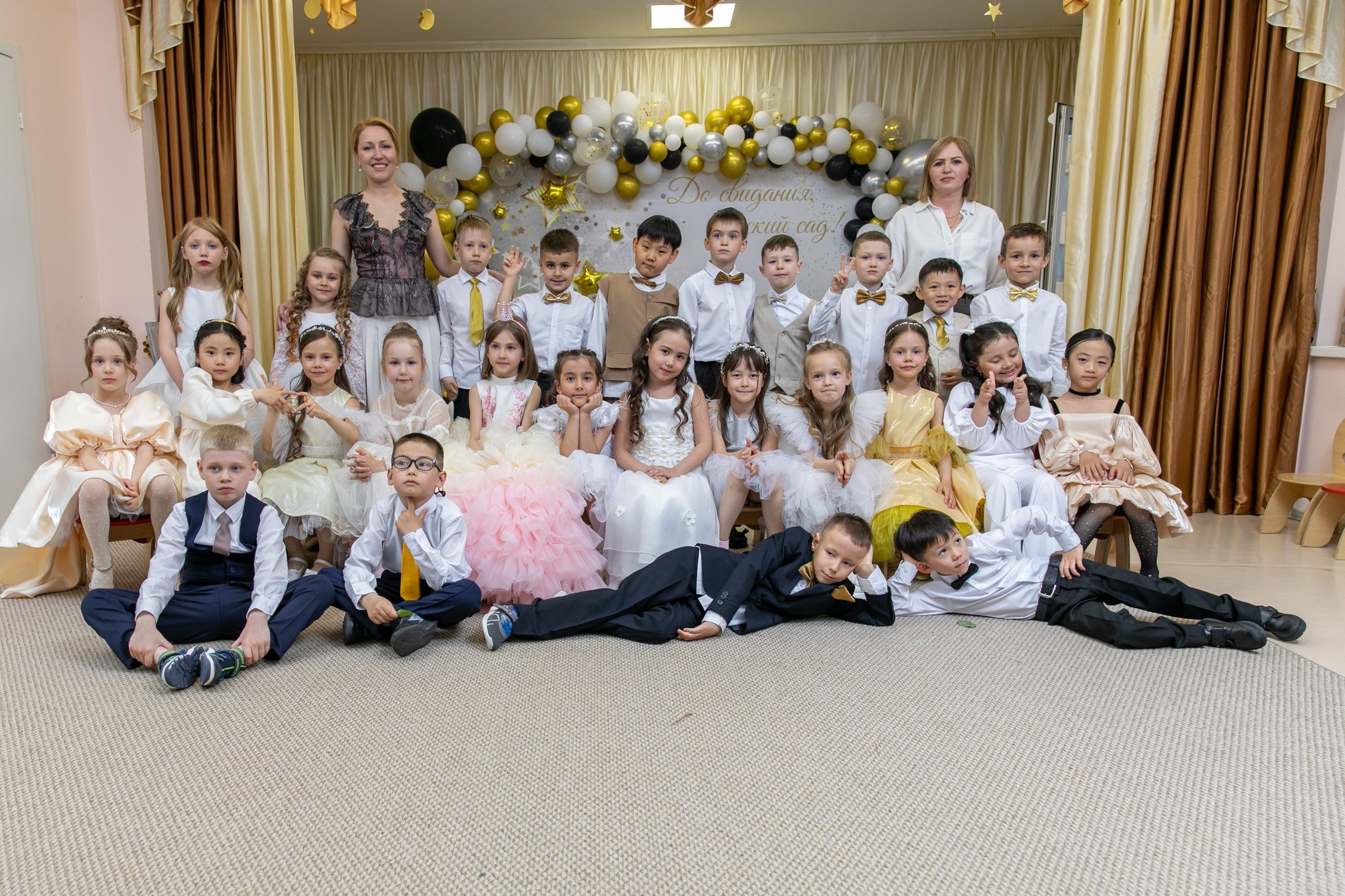 Выпускной Цветик-Семицветик 2025. Школьный и детский фотограф в Южно-Сахалинске Анастасия Лескова